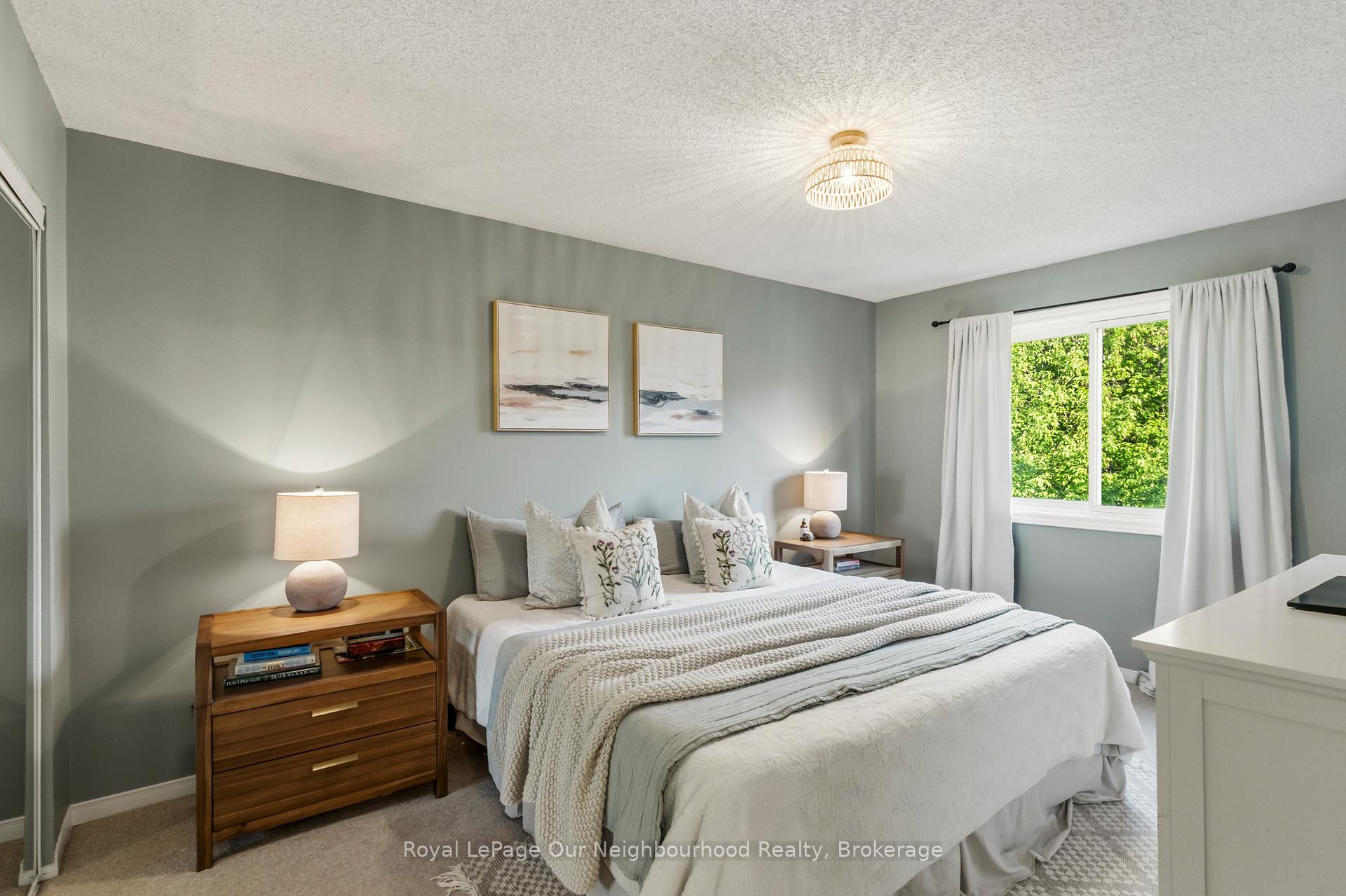 Photo 14 of 42 Glanville Crescent, Clarington, Bowmanville — HOMEH