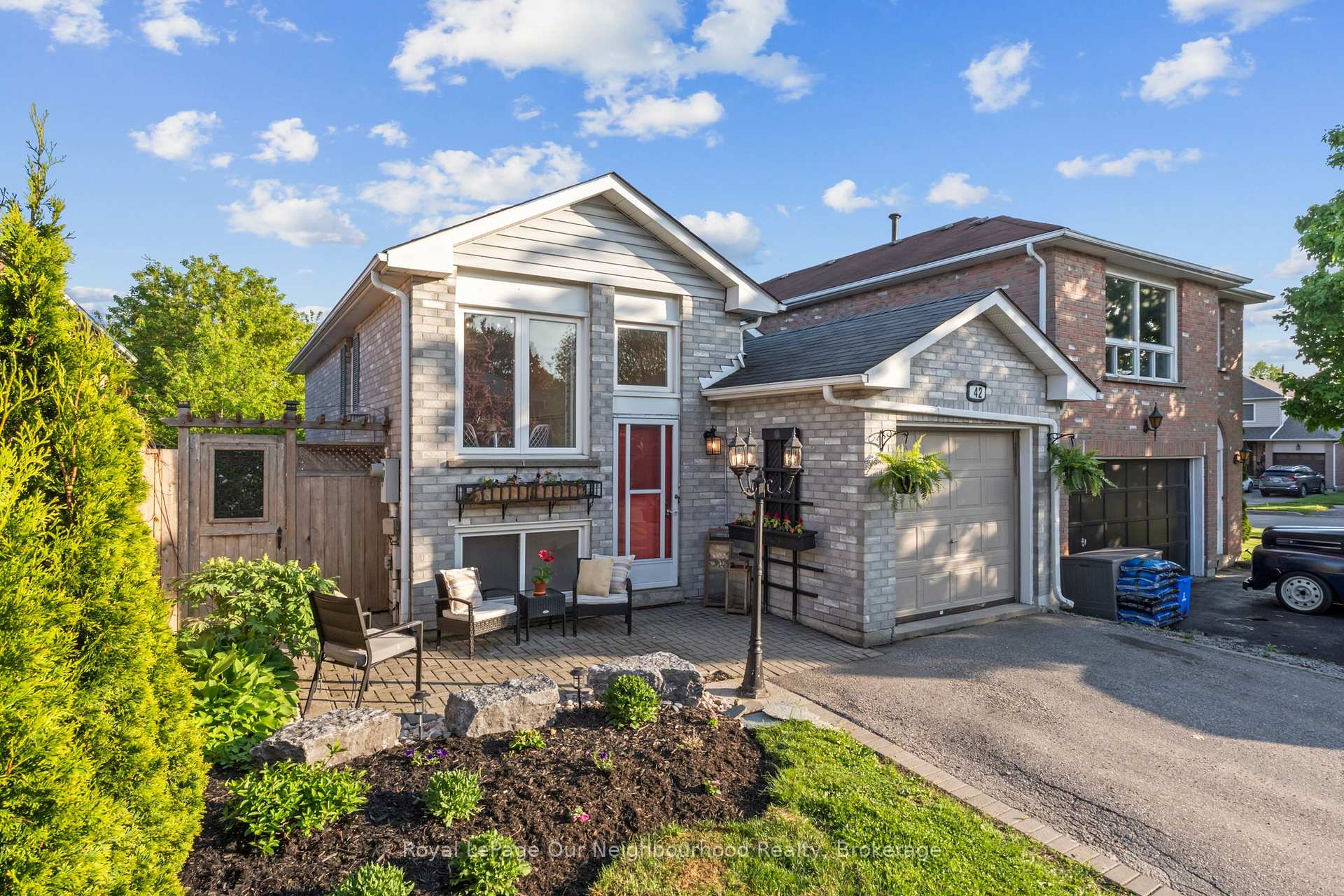 Photo 40 of 42 Glanville Crescent, Clarington, Bowmanville — HOMEH