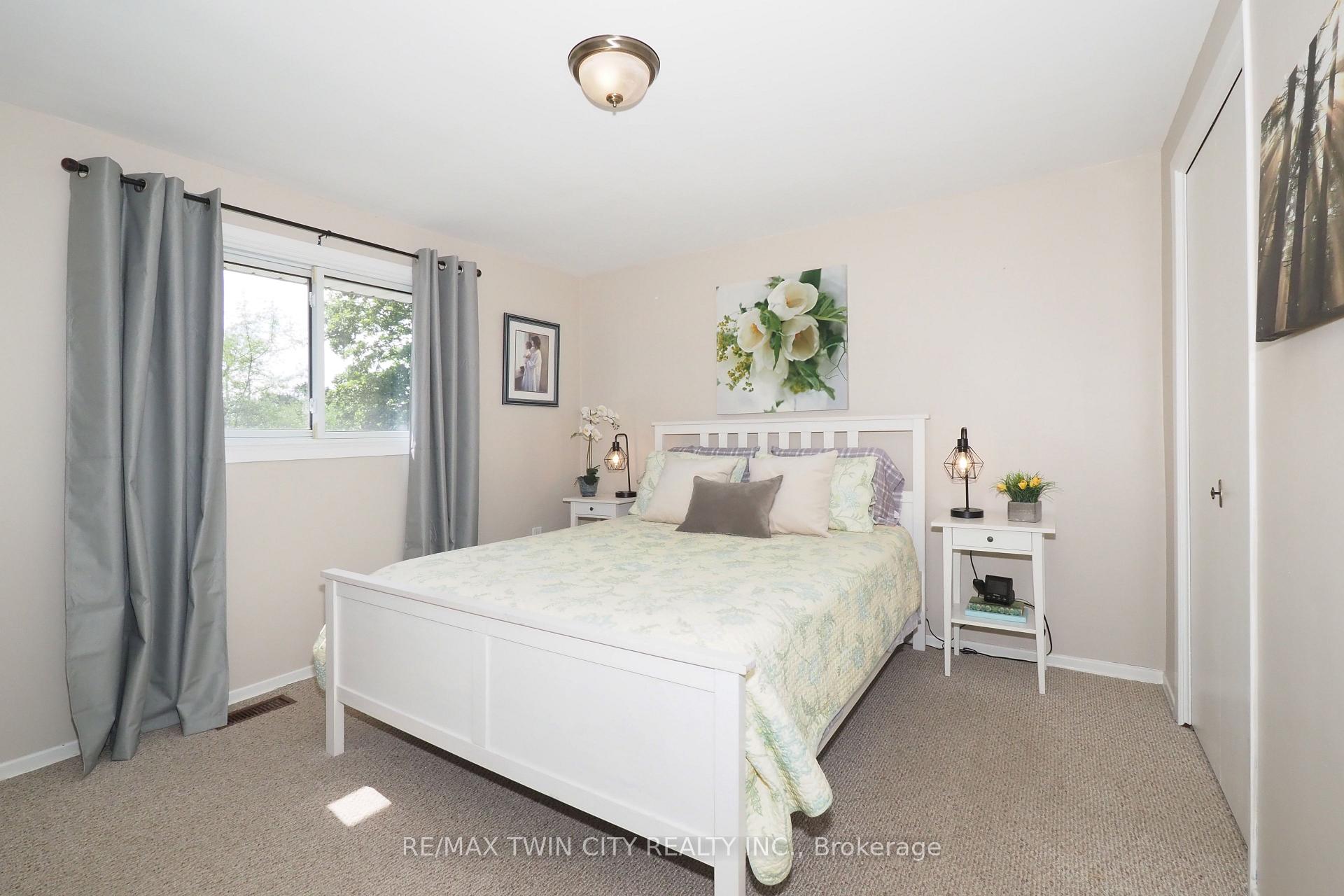 Photo 15 of 59 Bakersfield Drive, Cambridge, Christopher-Champlain — HOMEH