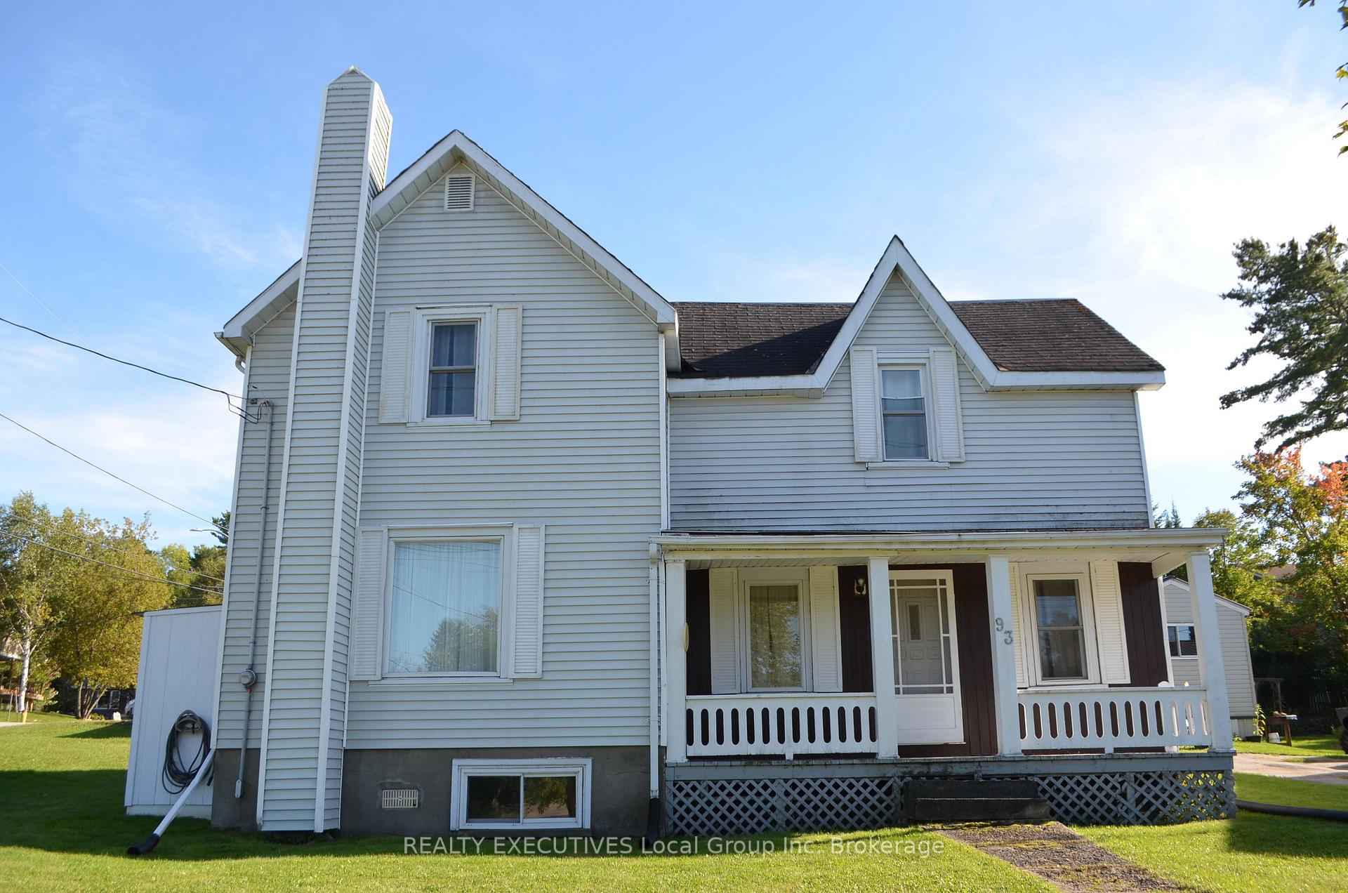 Photo 2 of 93 Bay Street, Callander — HOMEH