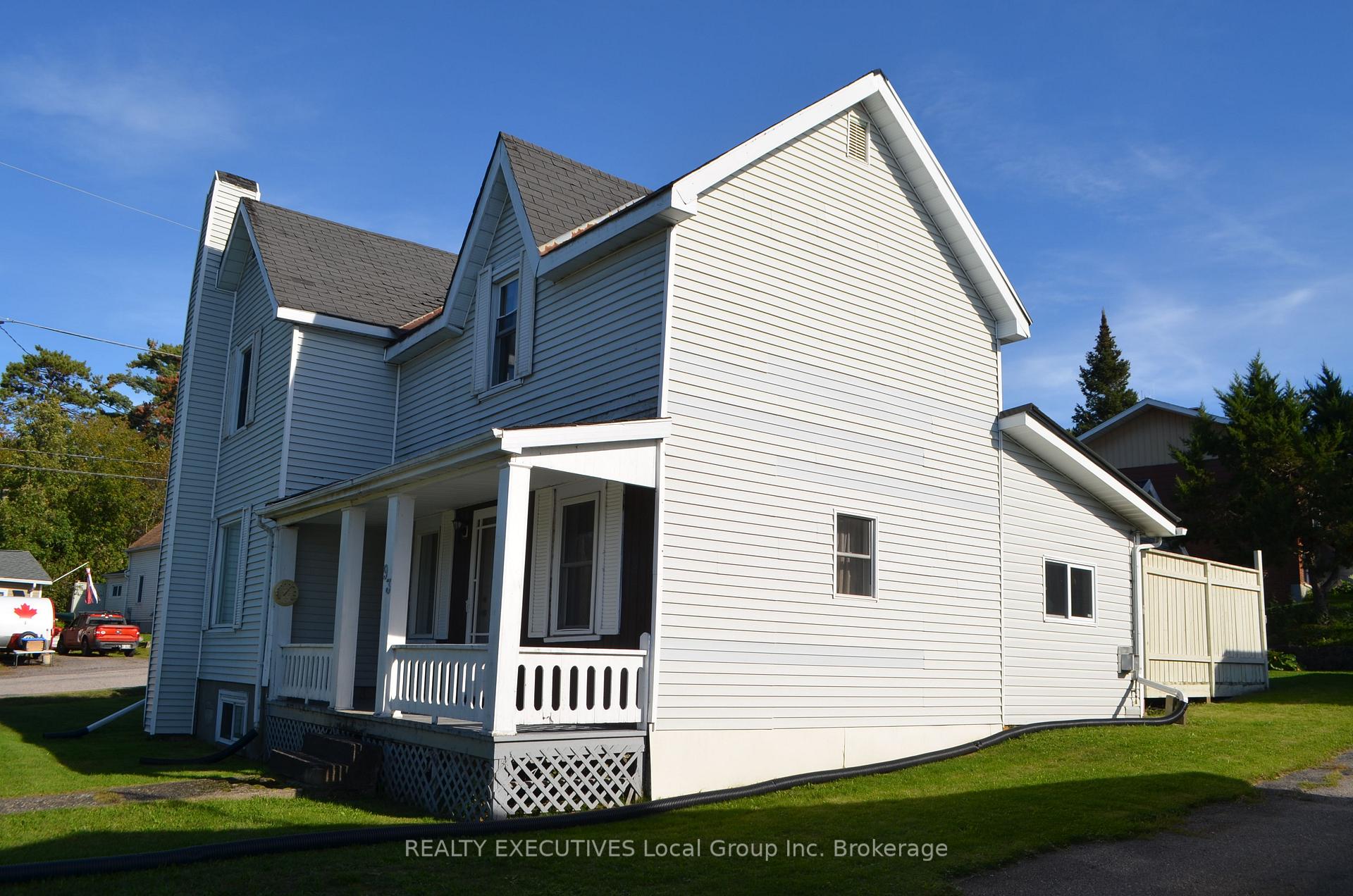 Photo 3 of 93 Bay Street, Callander — HOMEH