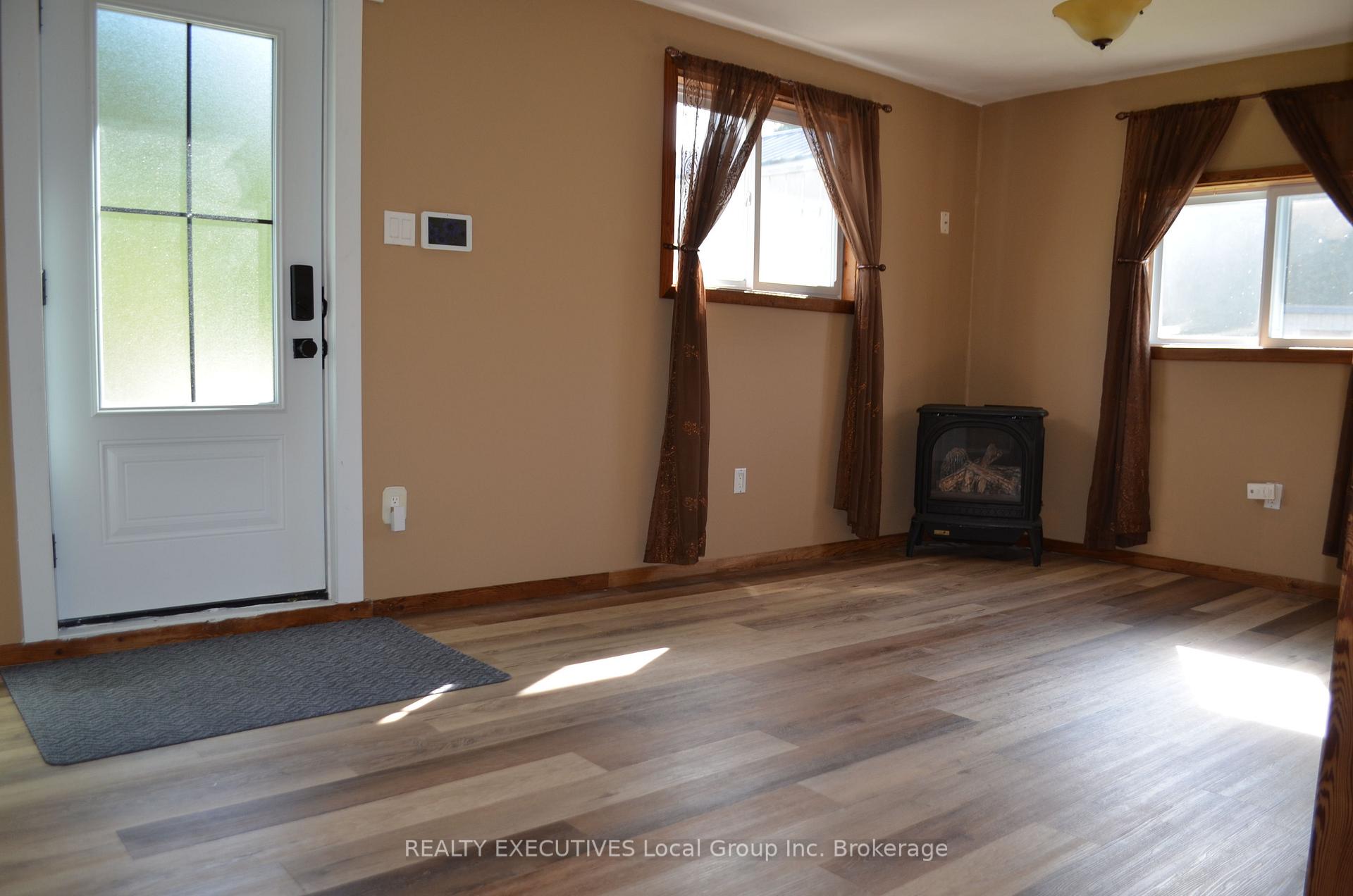 Photo 14 of 93 Bay Street, Callander — HOMEH