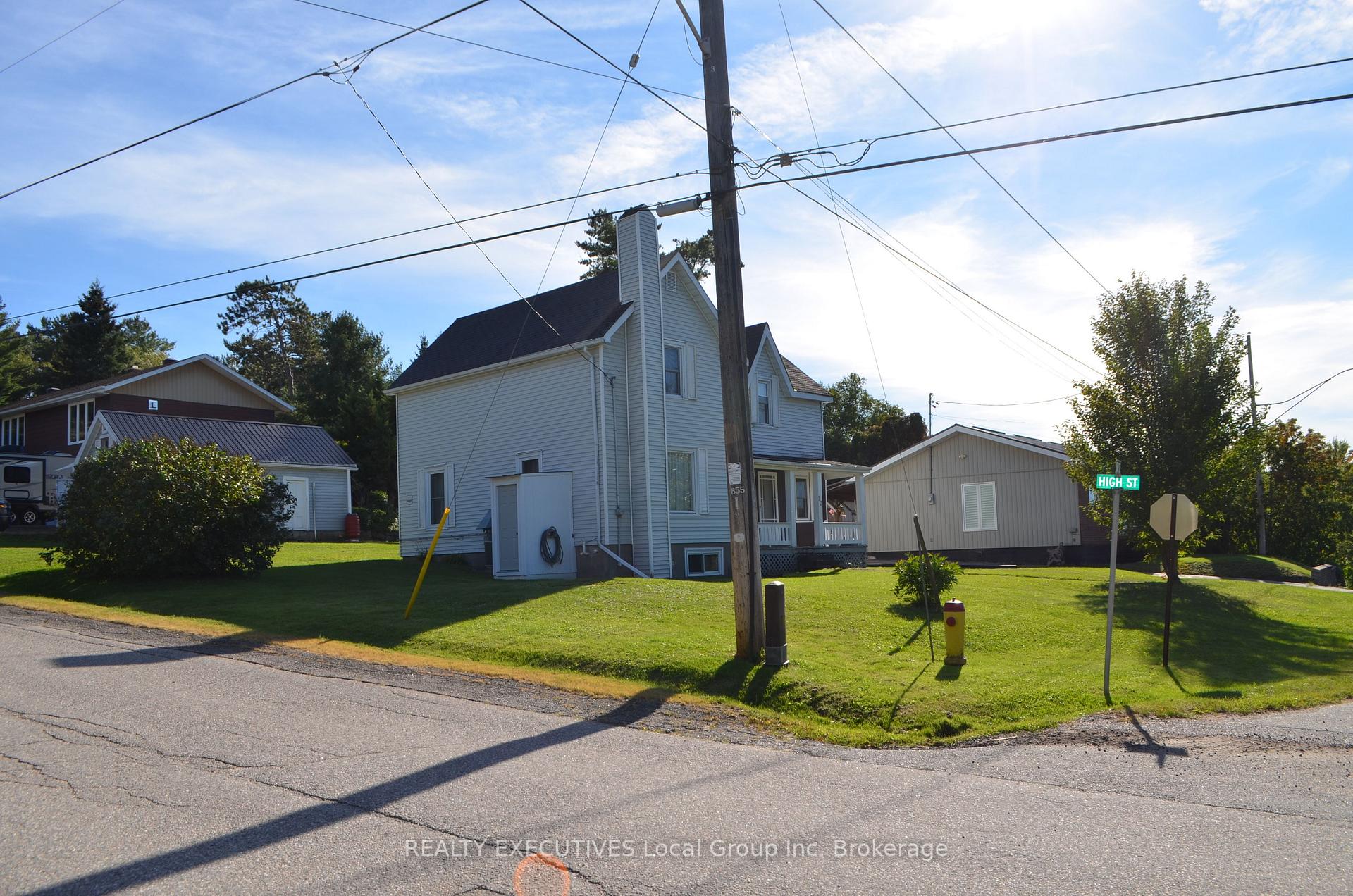 Photo 49 of 93 Bay Street, Callander — HOMEH