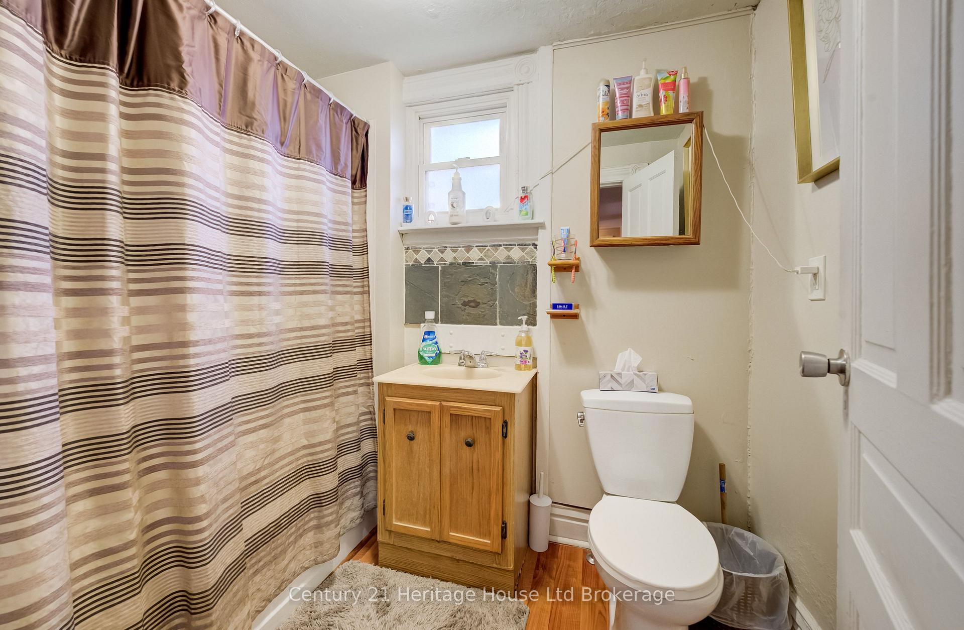 Photo 12 of 18 William Lane, Woodstock, Woodstock - North — HOMEH