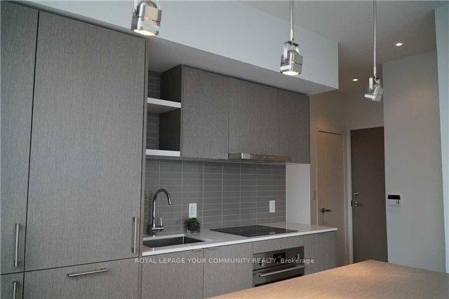 Photo 4 of Unit 4902, 100 Harbour Street, Toronto, Waterfront Communities — HOMEH