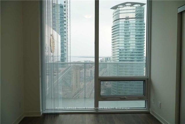 Photo 6 of Unit 4902, 100 Harbour Street, Toronto, Waterfront Communities — HOMEH