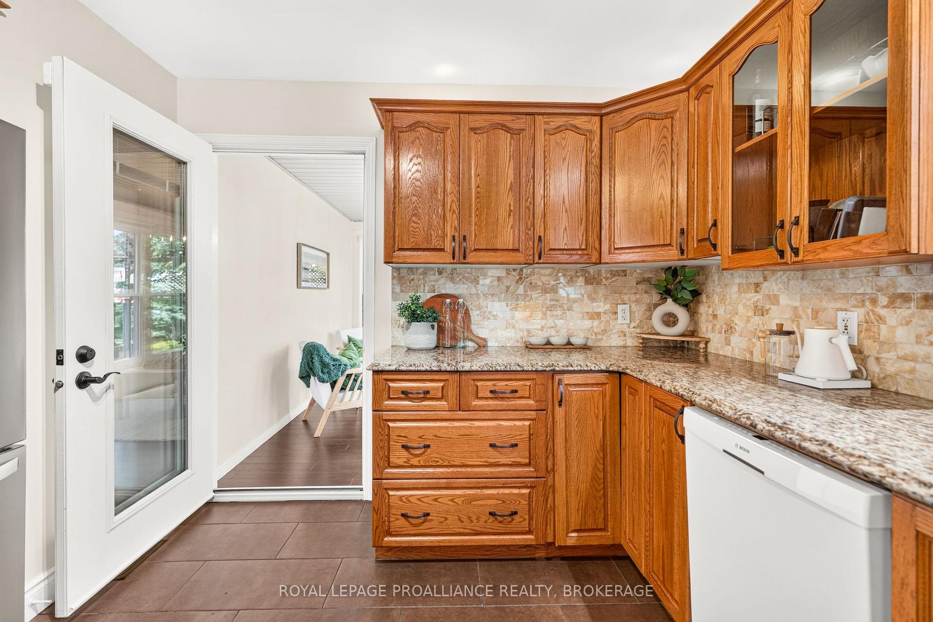 Photo 13 of 178 Langfield Street, Kingston, City Northwest — HOMEH