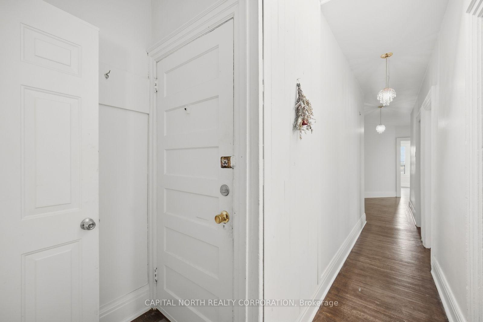 Photo 5 of Unit B, 101 Roncesvalles Avenue, Toronto, Roncesvalles — HOMEH