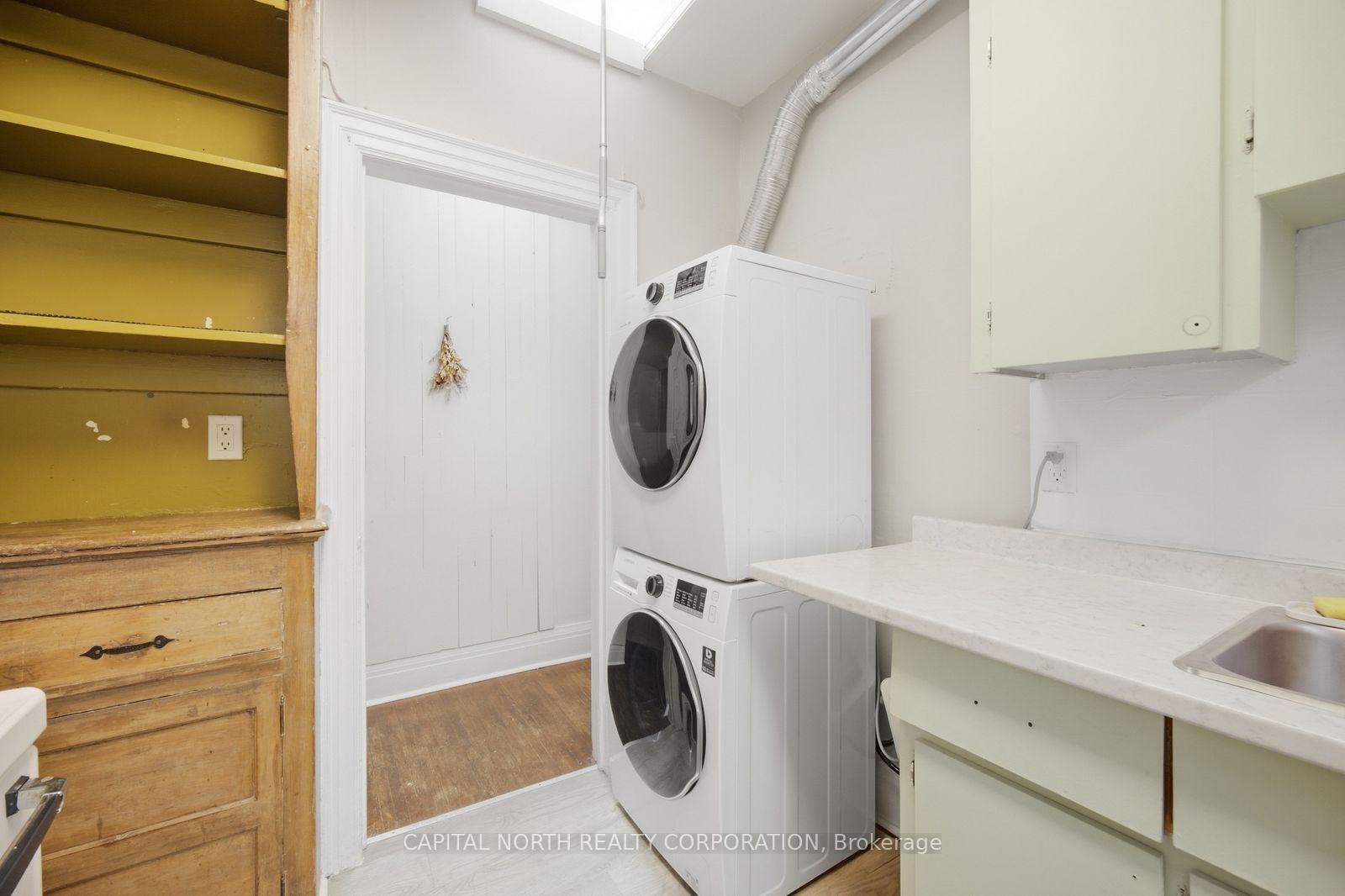 Photo 10 of Unit B, 101 Roncesvalles Avenue, Toronto, Roncesvalles — HOMEH