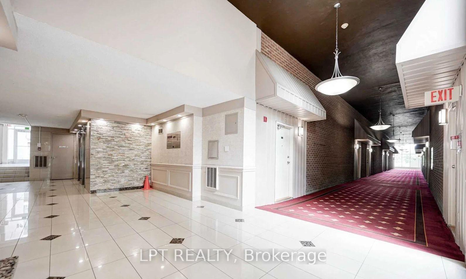 Photo 6 of Unit 332, 2 Valhalla Inn Road, Etobicoke, Islington-City Centre West — HOMEH