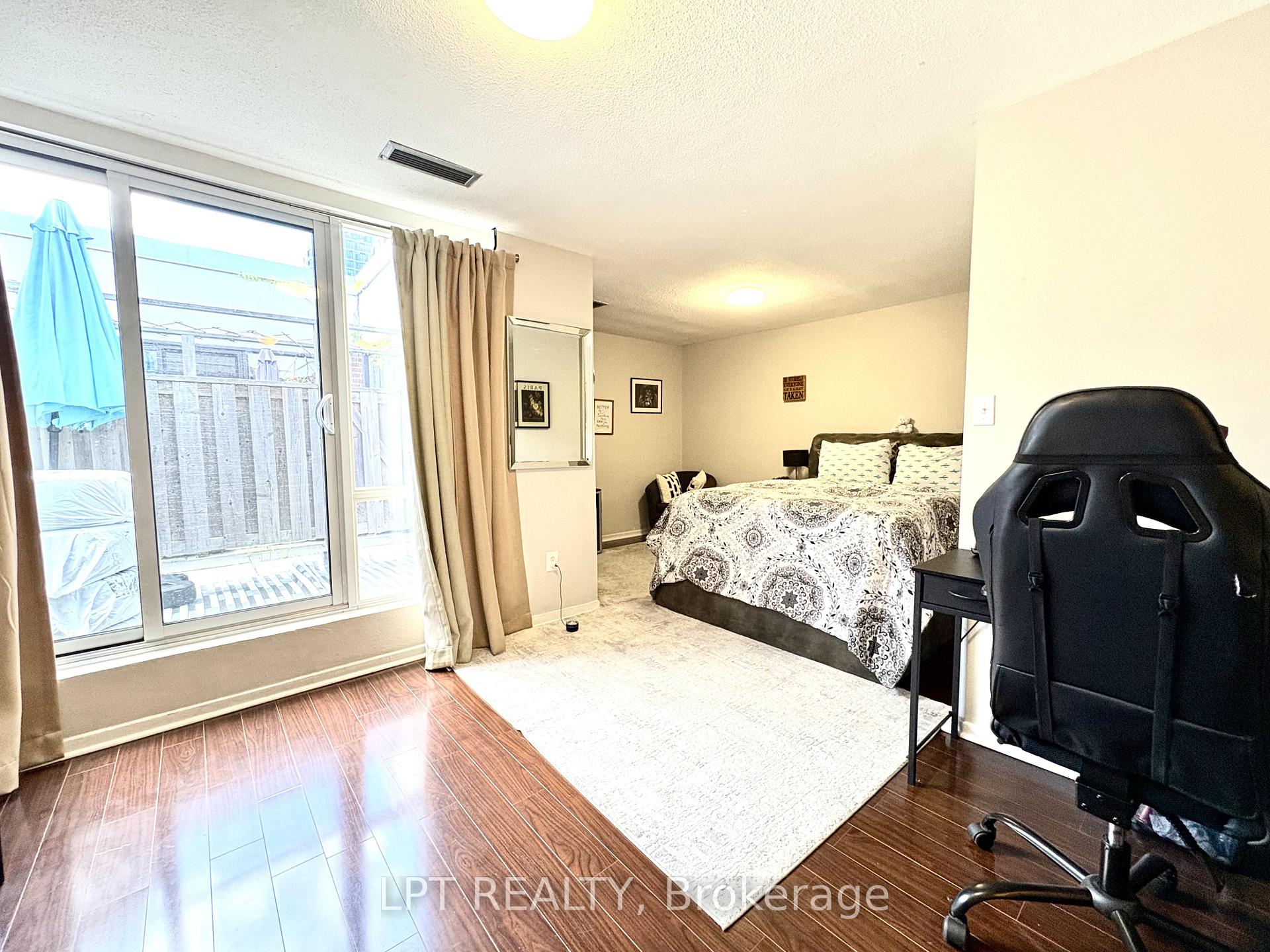 Photo 23 of Unit 332, 2 Valhalla Inn Road, Etobicoke, Islington-City Centre West — HOMEH