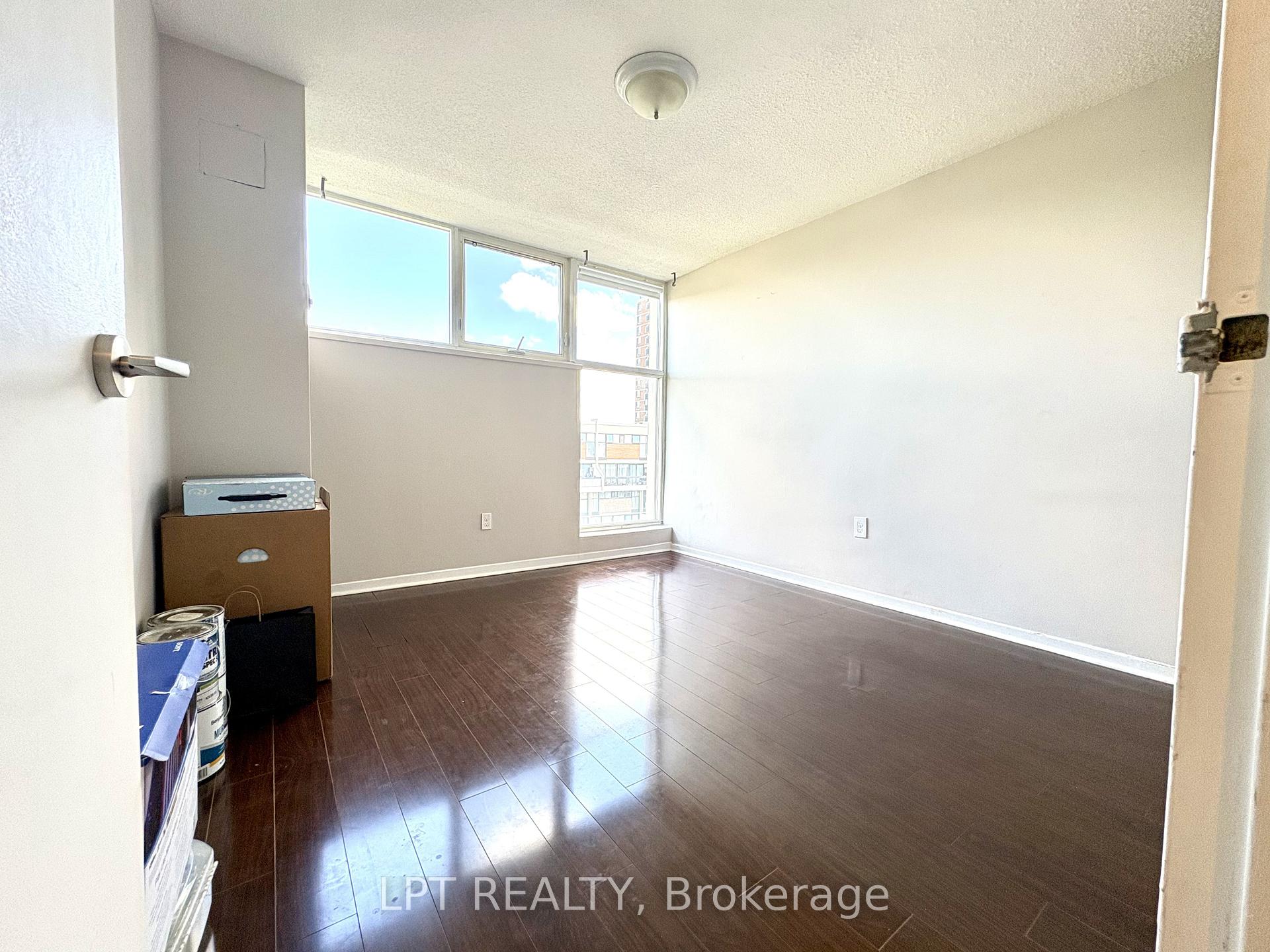Photo 30 of Unit 332, 2 Valhalla Inn Road, Etobicoke, Islington-City Centre West — HOMEH