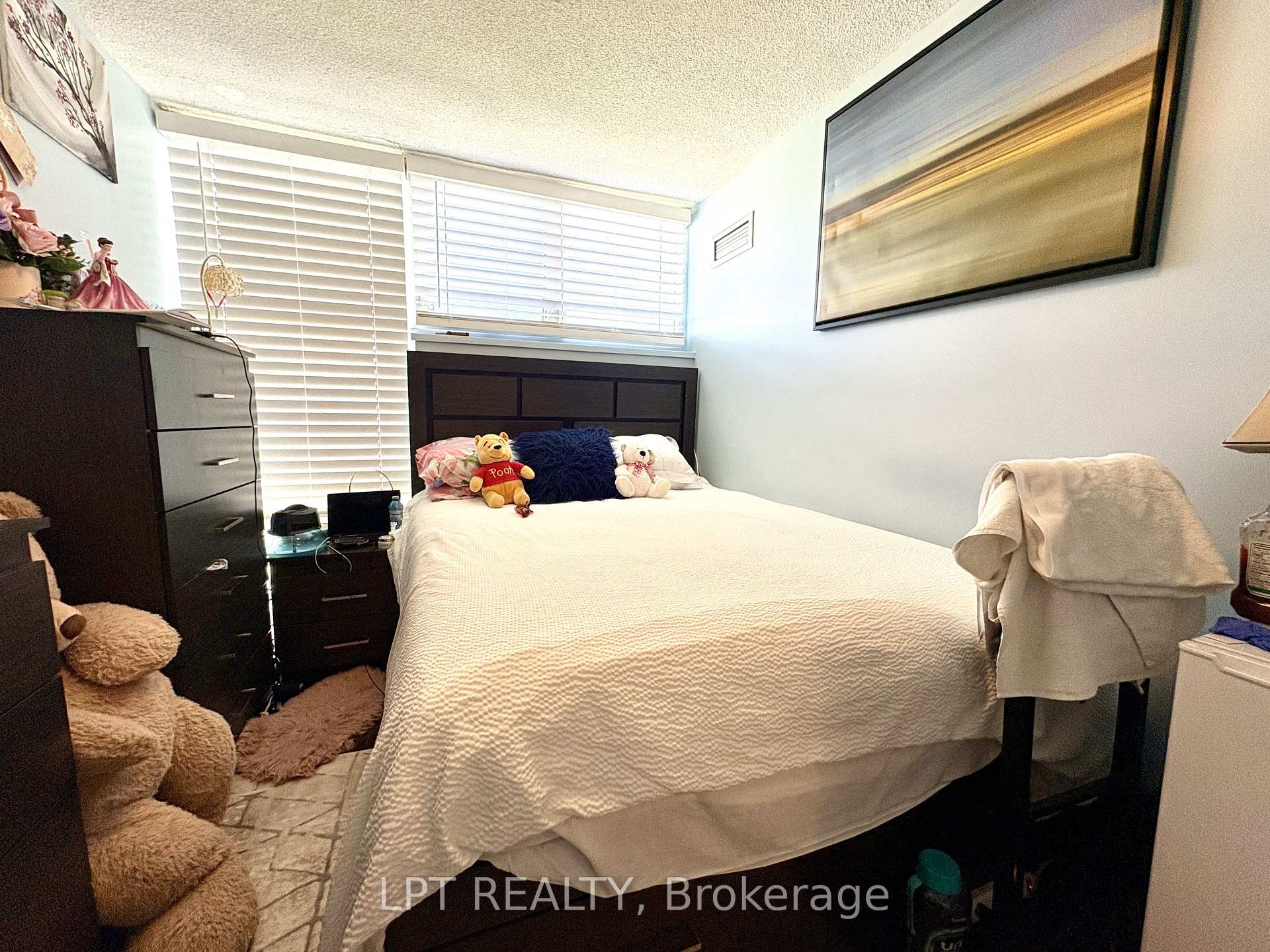 Photo 31 of Unit 332, 2 Valhalla Inn Road, Etobicoke, Islington-City Centre West — HOMEH