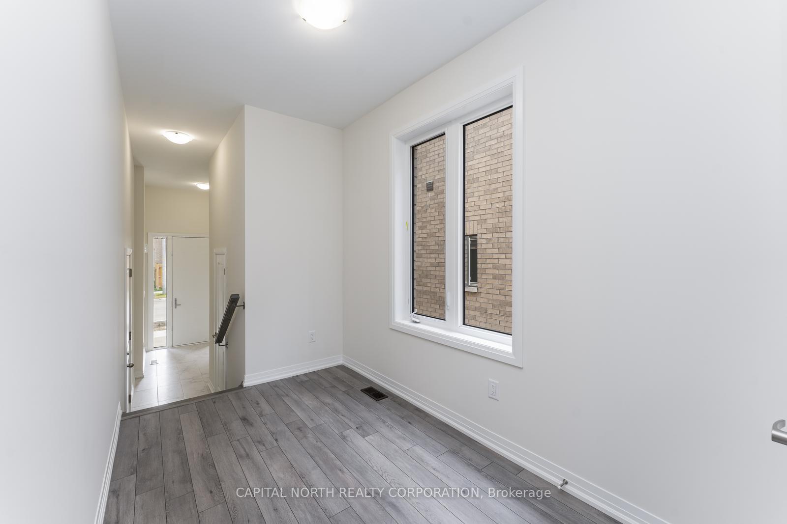 Photo 8 of 116 Turnberry Lane, Barrie, Painswick South — HOMEH