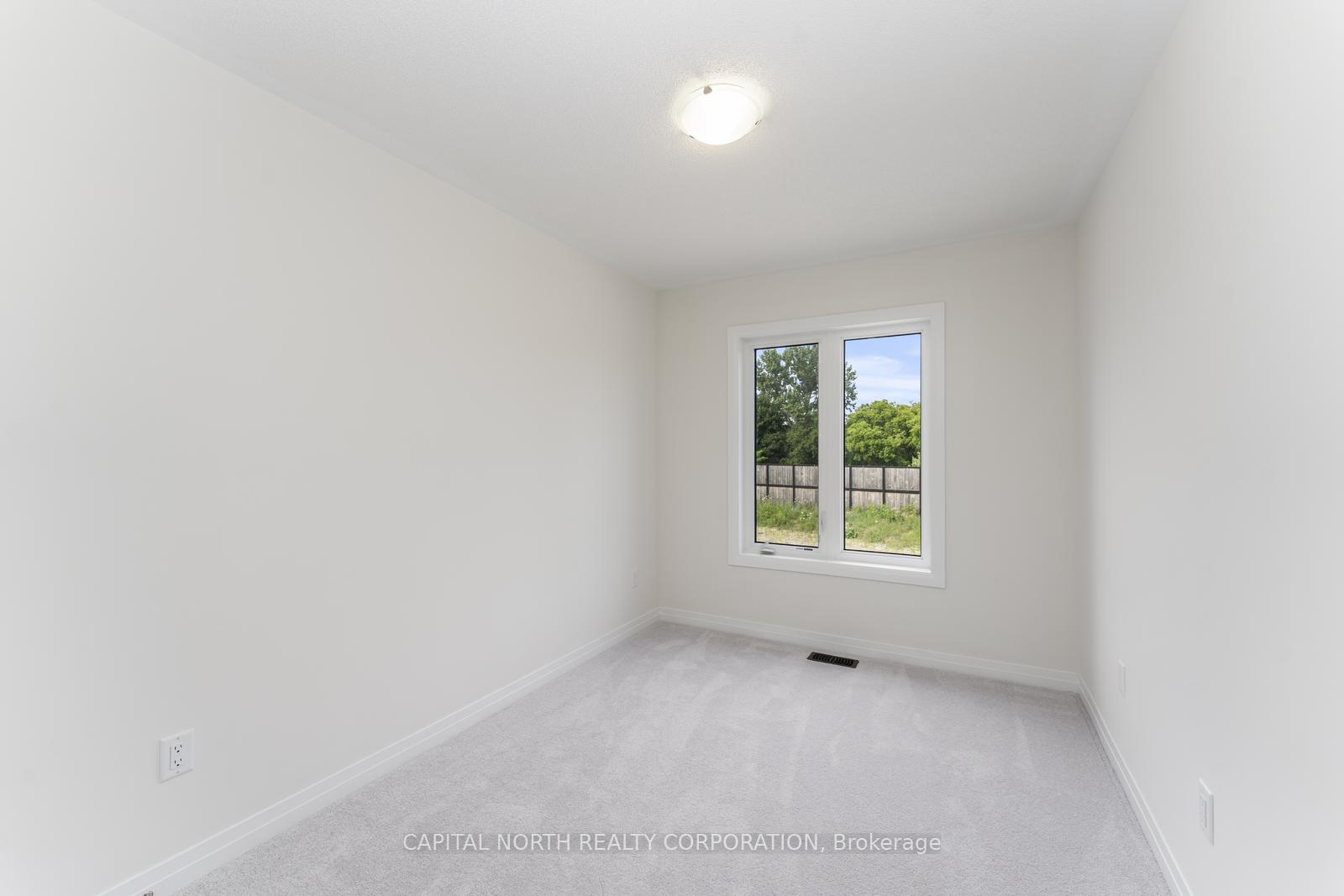 Photo 27 of 116 Turnberry Lane, Barrie, Painswick South — HOMEH
