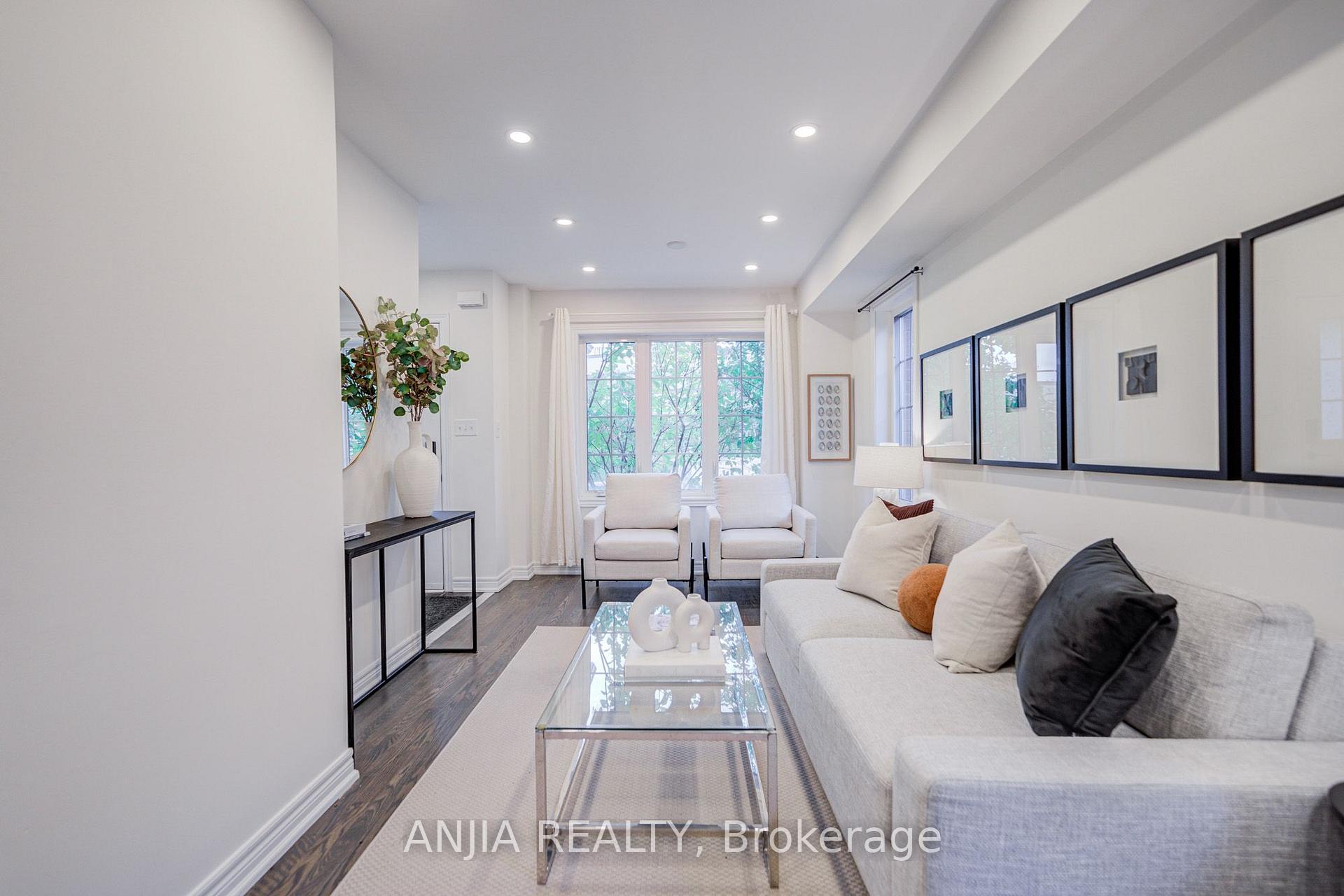 Photo 8 of 375 White's Hill Avenue, Markham, Cornell — HOMEH