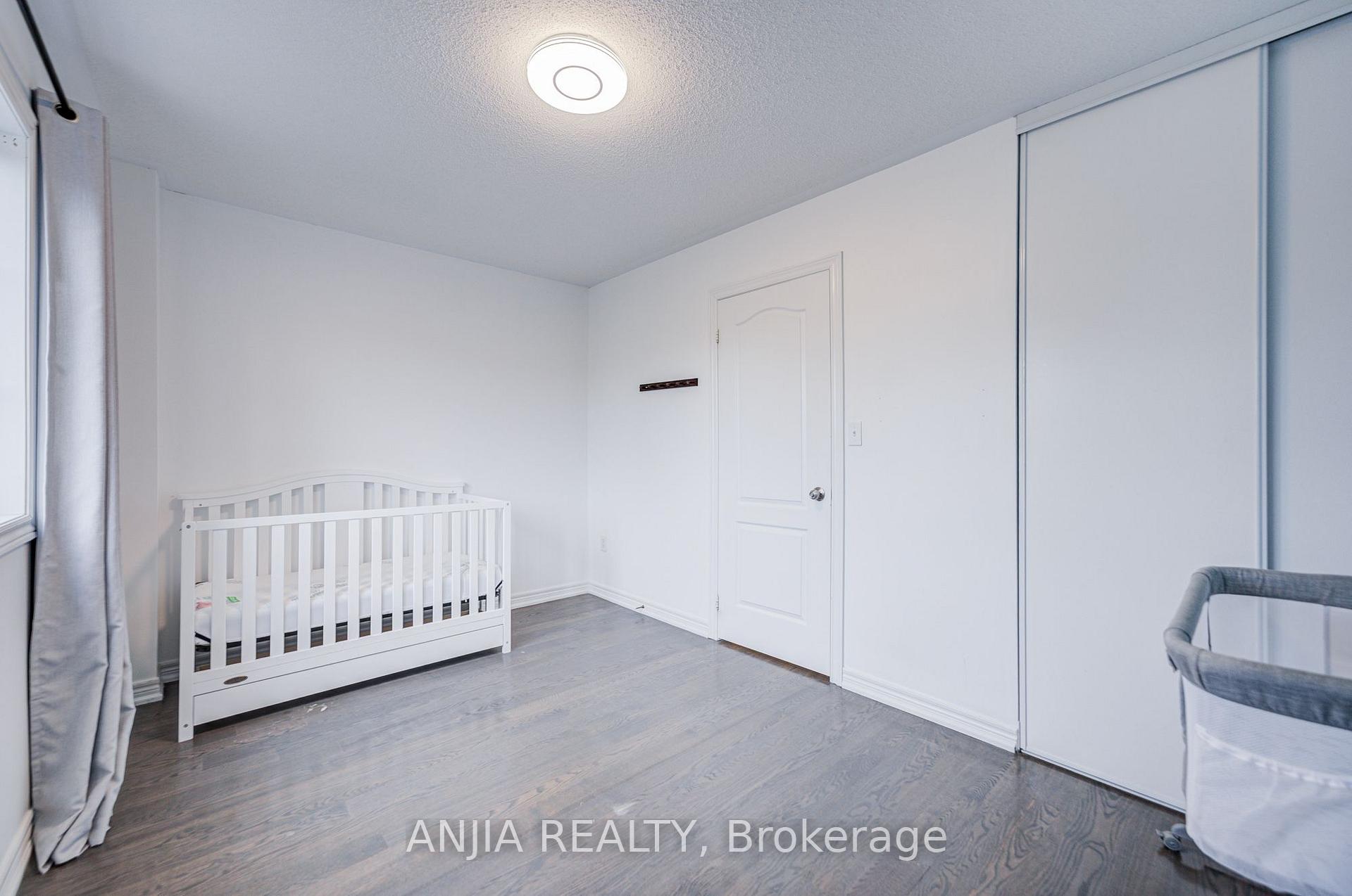 Photo 23 of 375 White's Hill Avenue, Markham, Cornell — HOMEH