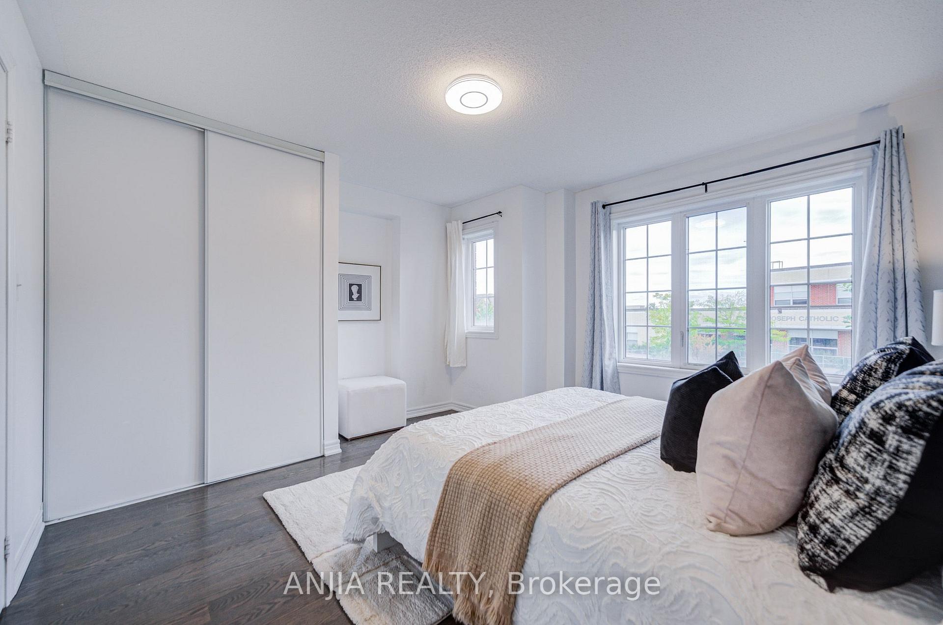 Photo 26 of 375 White's Hill Avenue, Markham, Cornell — HOMEH