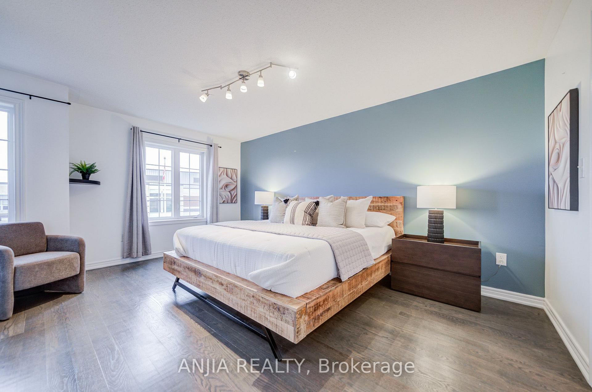 Photo 34 of 375 White's Hill Avenue, Markham, Cornell — HOMEH