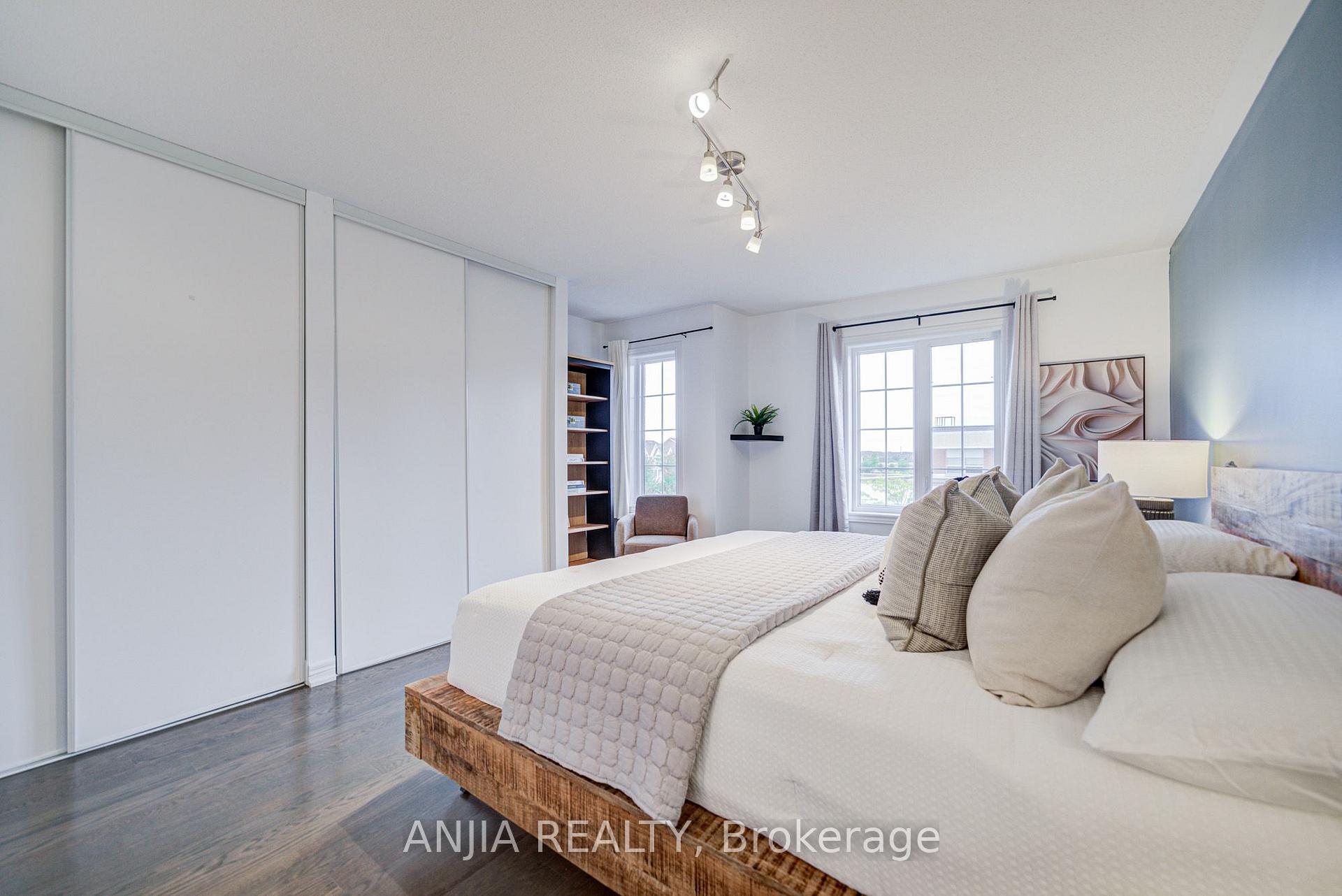 Photo 37 of 375 White's Hill Avenue, Markham, Cornell — HOMEH