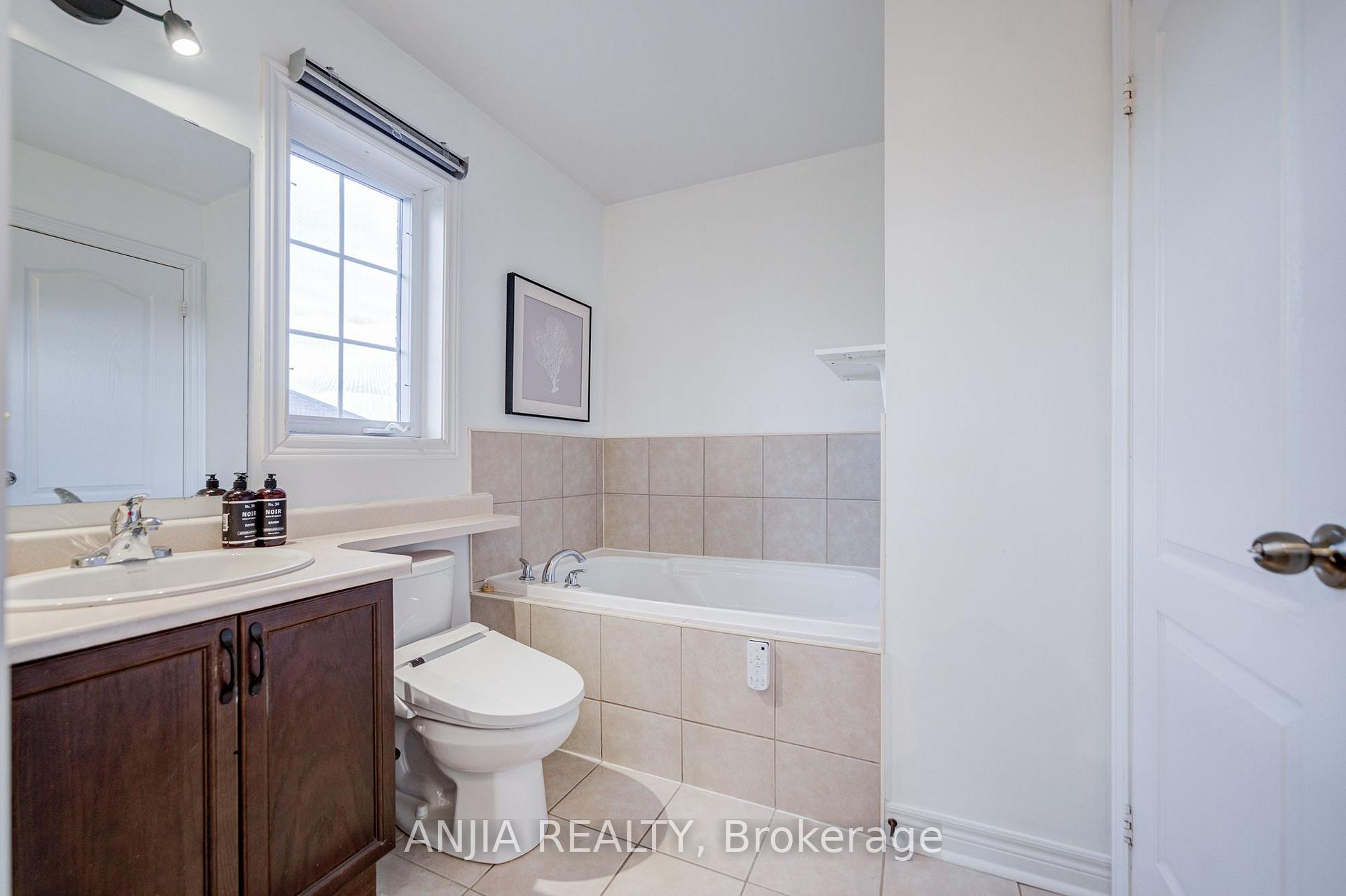 Photo 39 of 375 White's Hill Avenue, Markham, Cornell — HOMEH