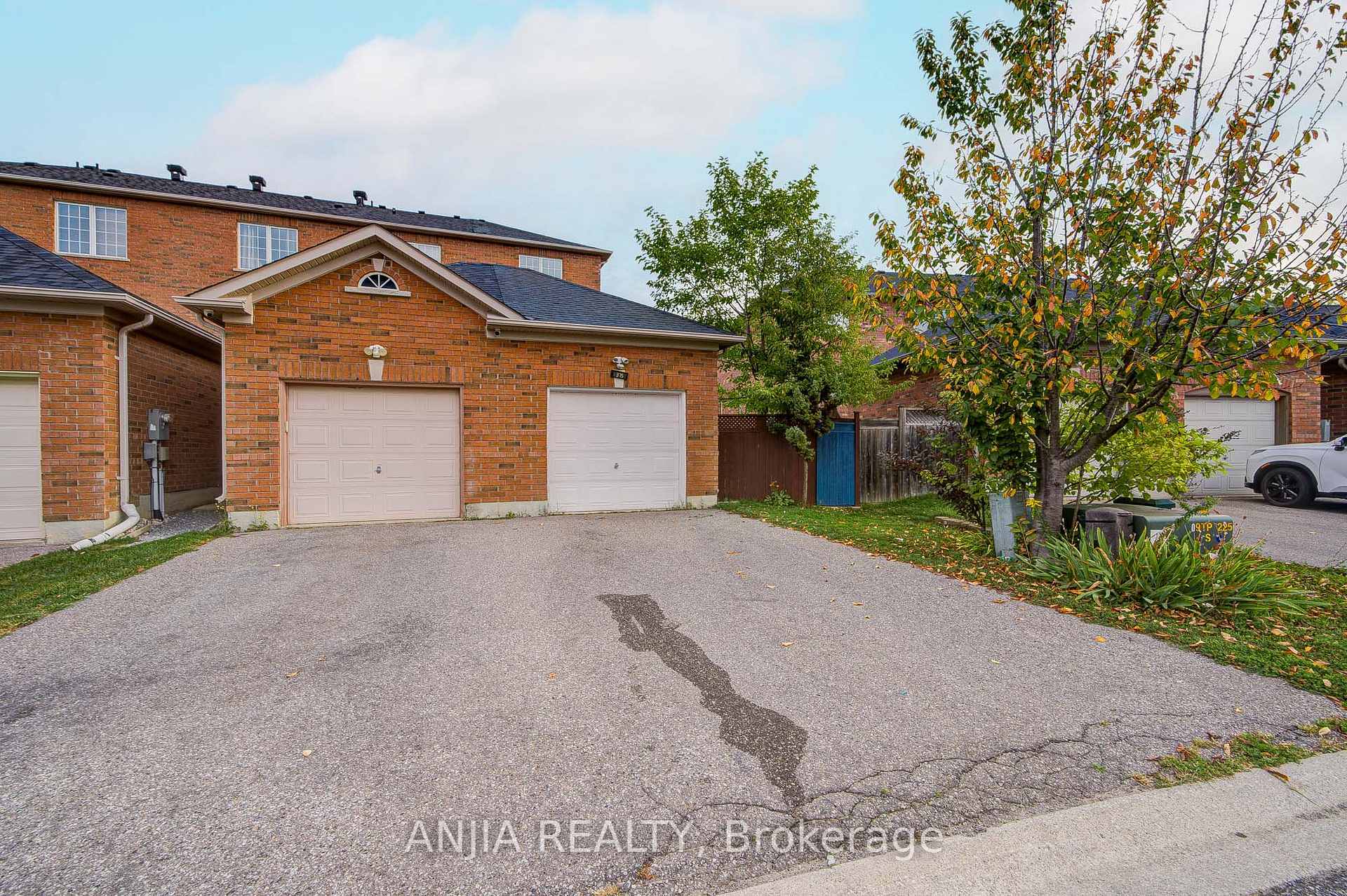 Photo 50 of 375 White's Hill Avenue, Markham, Cornell — HOMEH