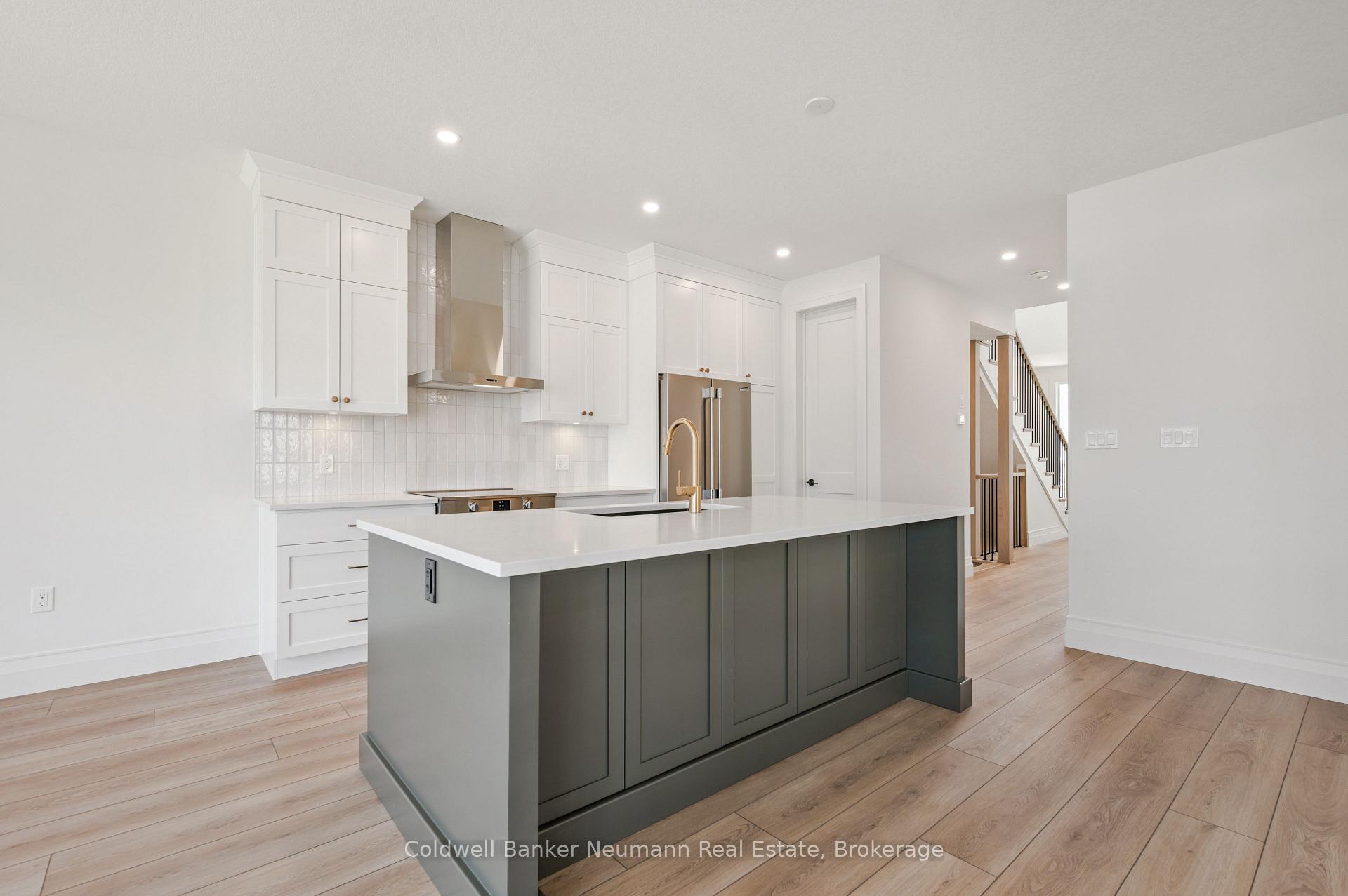 Photo 3 of 35 Davis Street, Centre Wellington, Elora/Salem — HOMEH