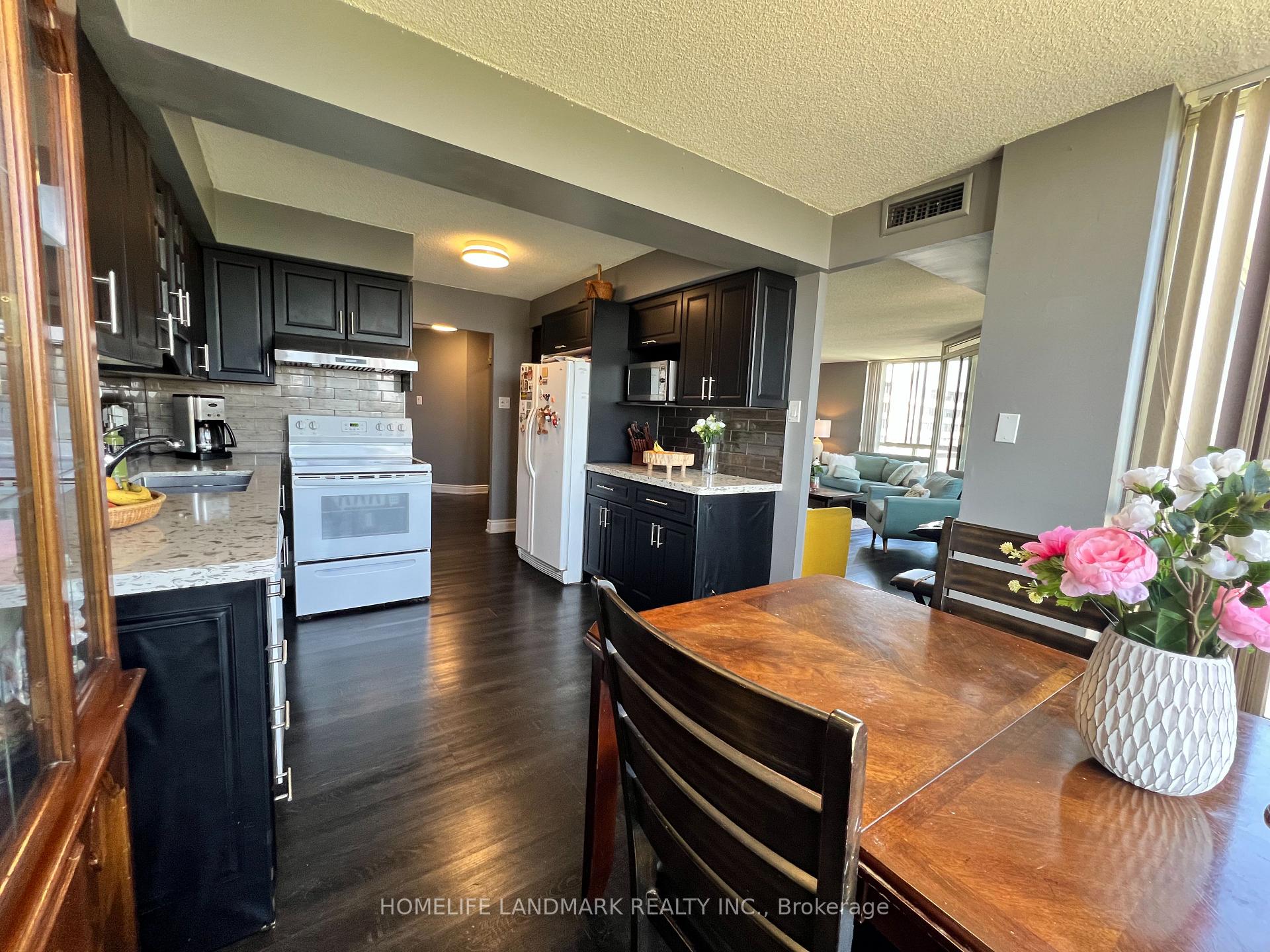 Photo 20 of Unit 1203, 2901 Kipling Avenue, Etobicoke, Mount Olive-Silverstone-Jamestown — HOMEH