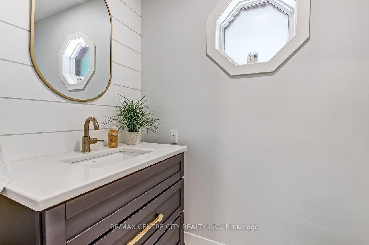 Photo 17 of 37450 Lake Line, Southwold, Rural Southwold — HOMEH