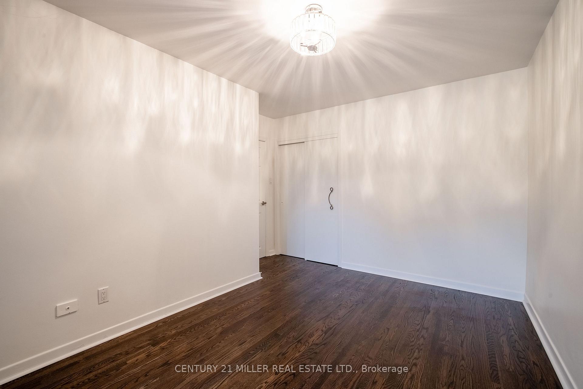 Photo 27 of 2039 Wakely Street, Oakville, West — HOMEH