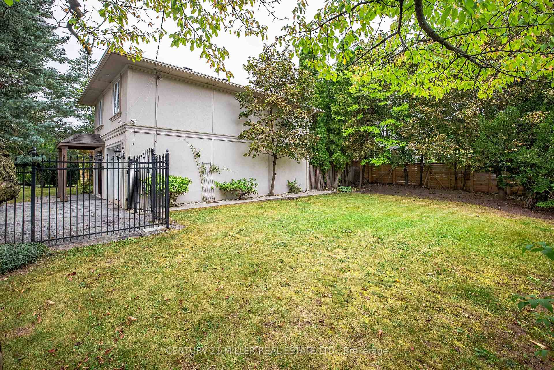 Photo 55 of 2039 Wakely Street, Oakville, West — HOMEH