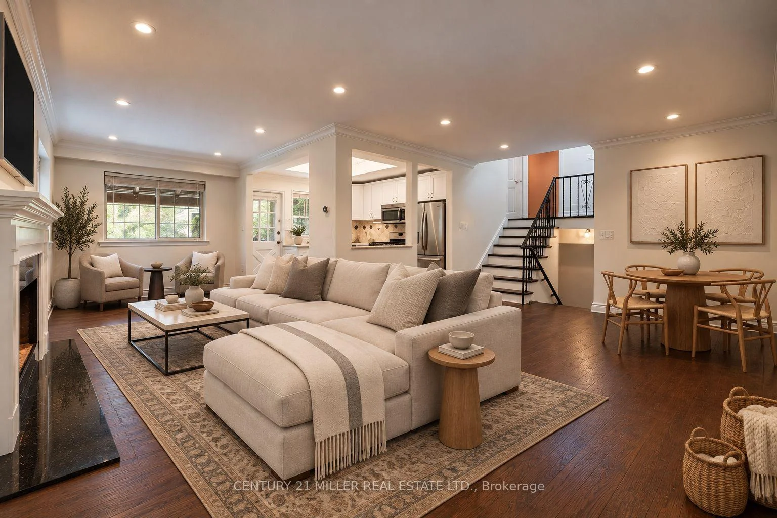 Photo 8 of 2039 Wakely Street, Oakville, West — HOMEH