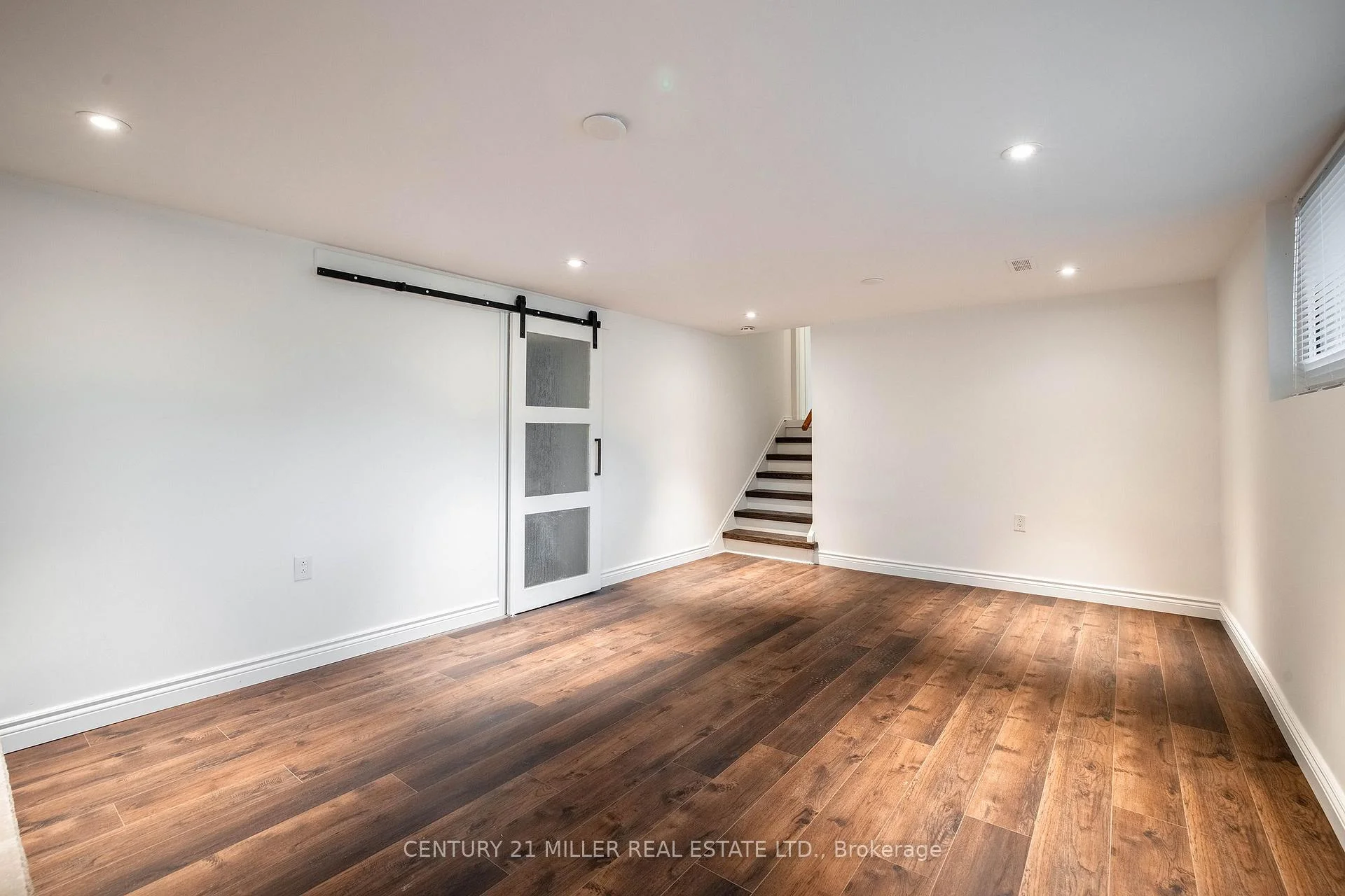 Photo 40 of 2039 Wakely Street, Oakville, West — HOMEH
