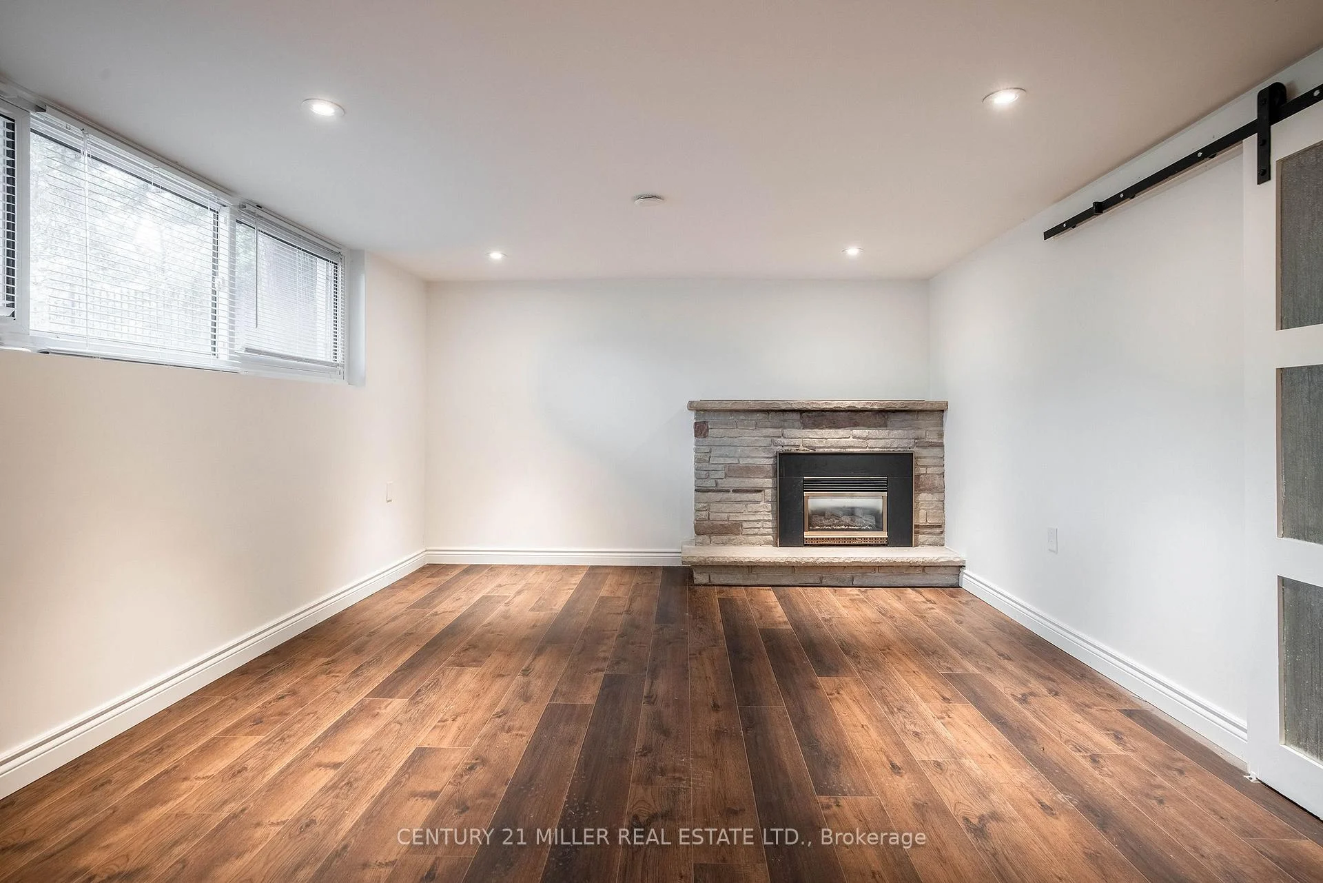 Photo 44 of 2039 Wakely Street, Oakville, West — HOMEH