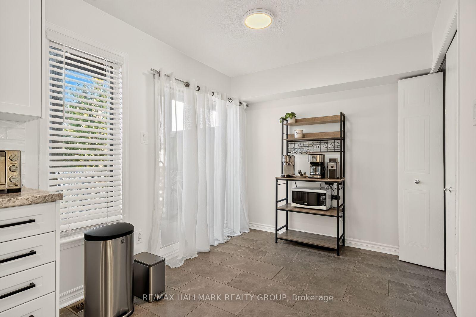 Photo 21 of 4437 Harper Avenue, Ottawa, Carson Grove — HOMEH