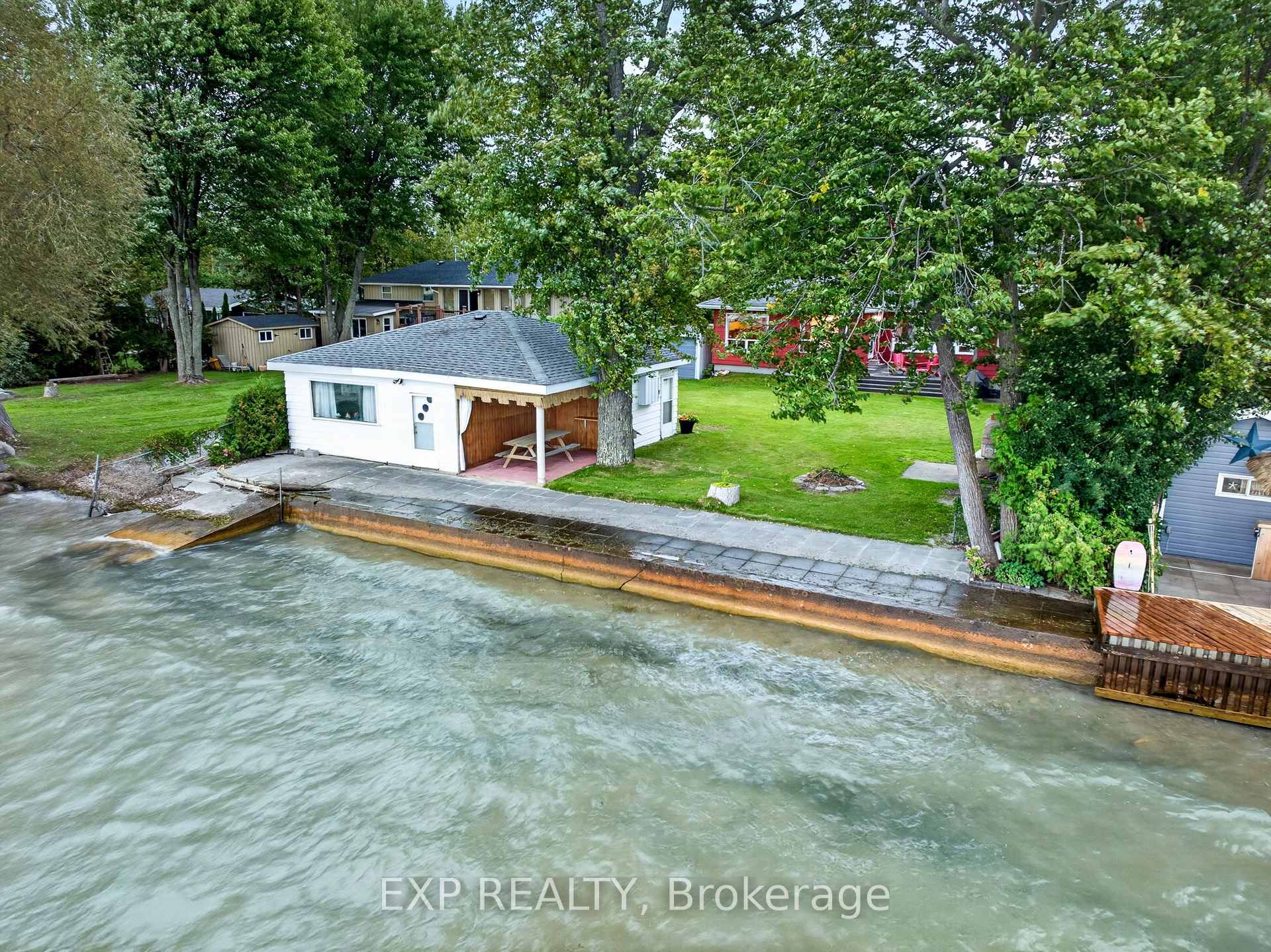 Photo 51 of 88 Irving Drive, Georgina, Pefferlaw — HOMEH