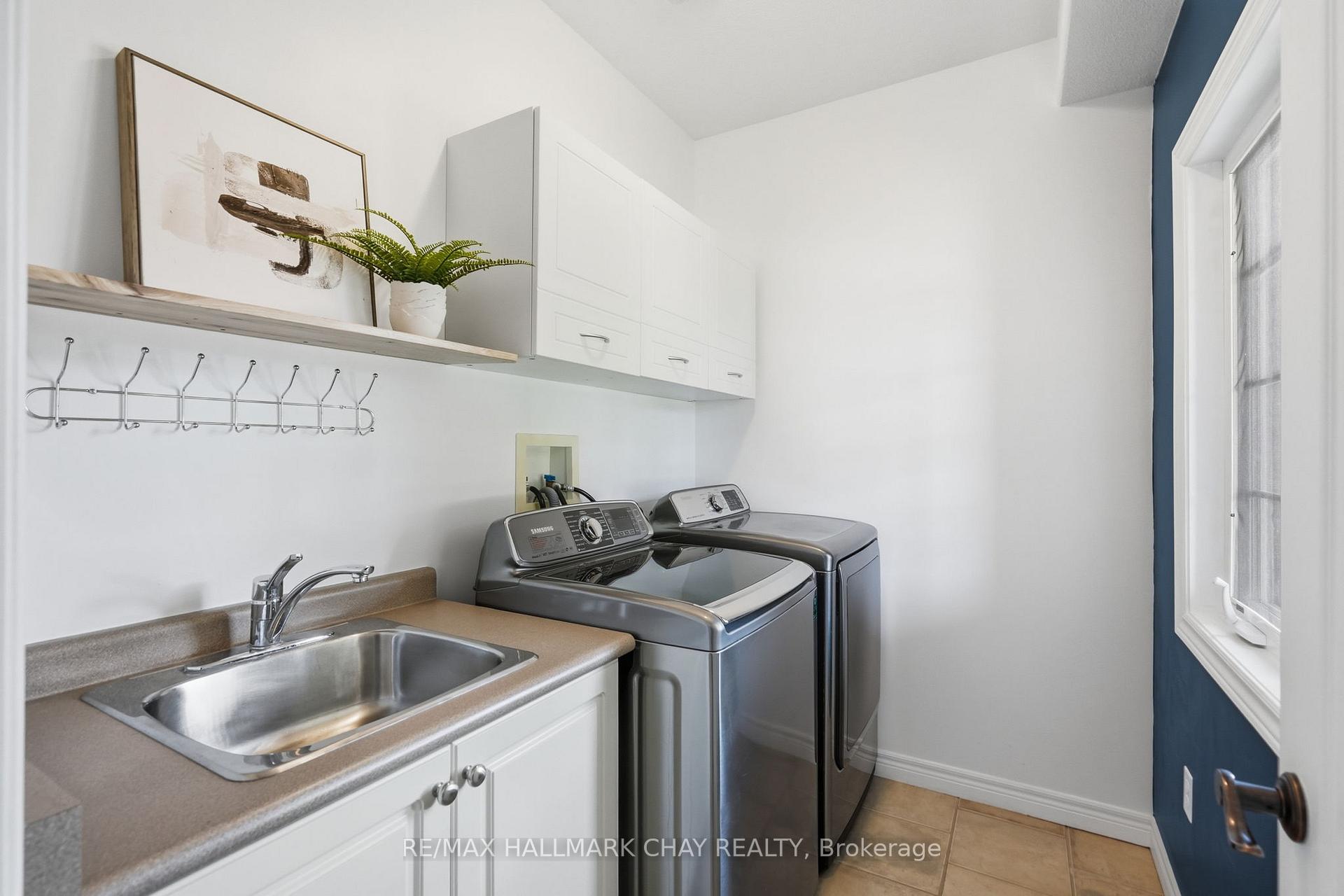 Photo 15 of 17 Armeda Clow Crescent, Essa, Angus — HOMEH
