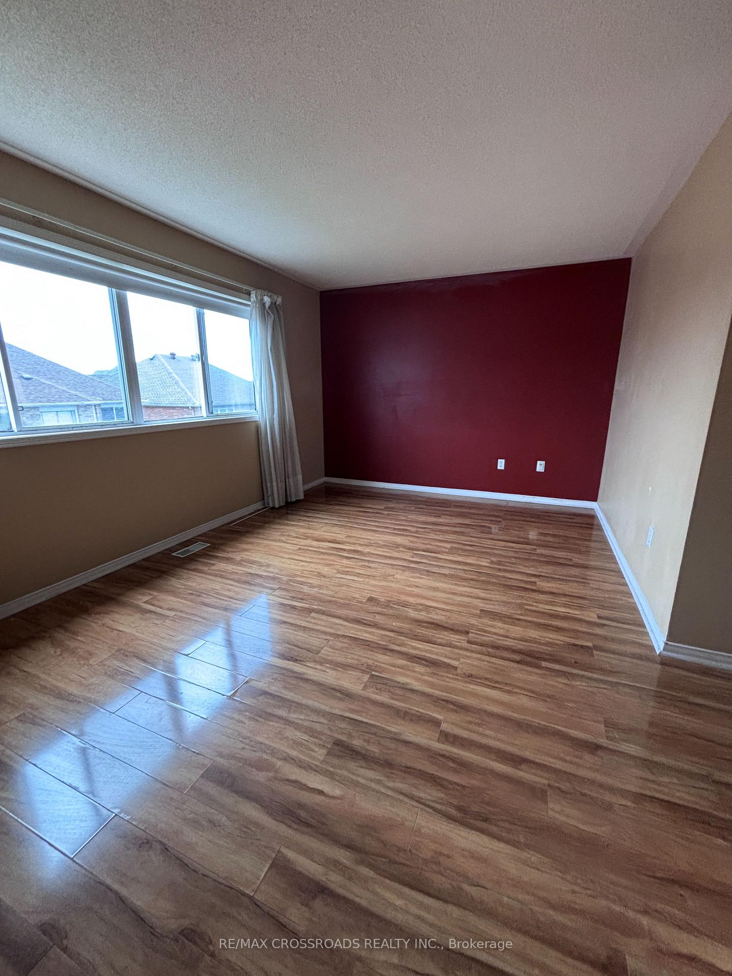 Photo 6 of 120 Bunchberry Way, Brampton, Sandringham-Wellington — HOMEH