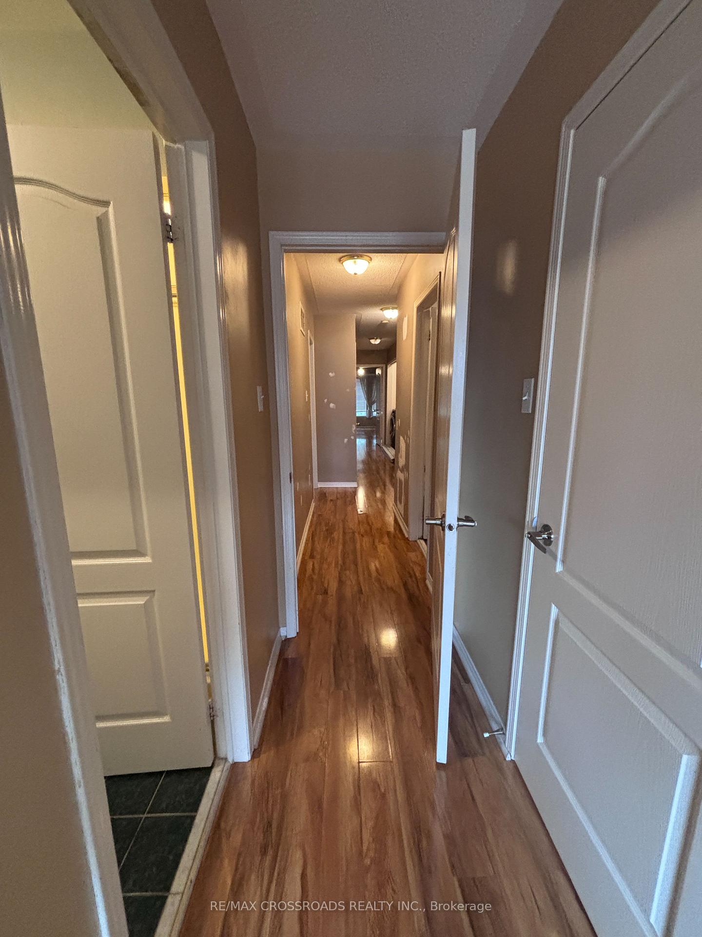 Photo 7 of 120 Bunchberry Way, Brampton, Sandringham-Wellington — HOMEH