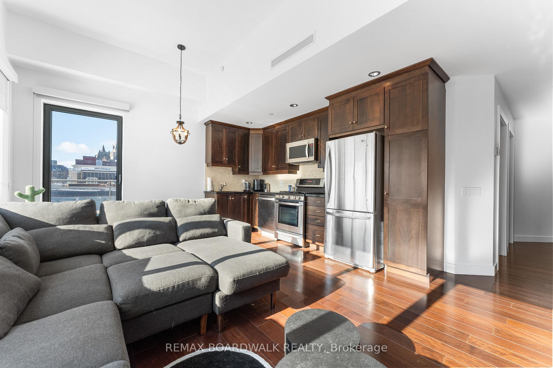 Photo 5 of Unit 401, 90 George Street, Ottawa, Lower Town/Byward Market — HOMEH