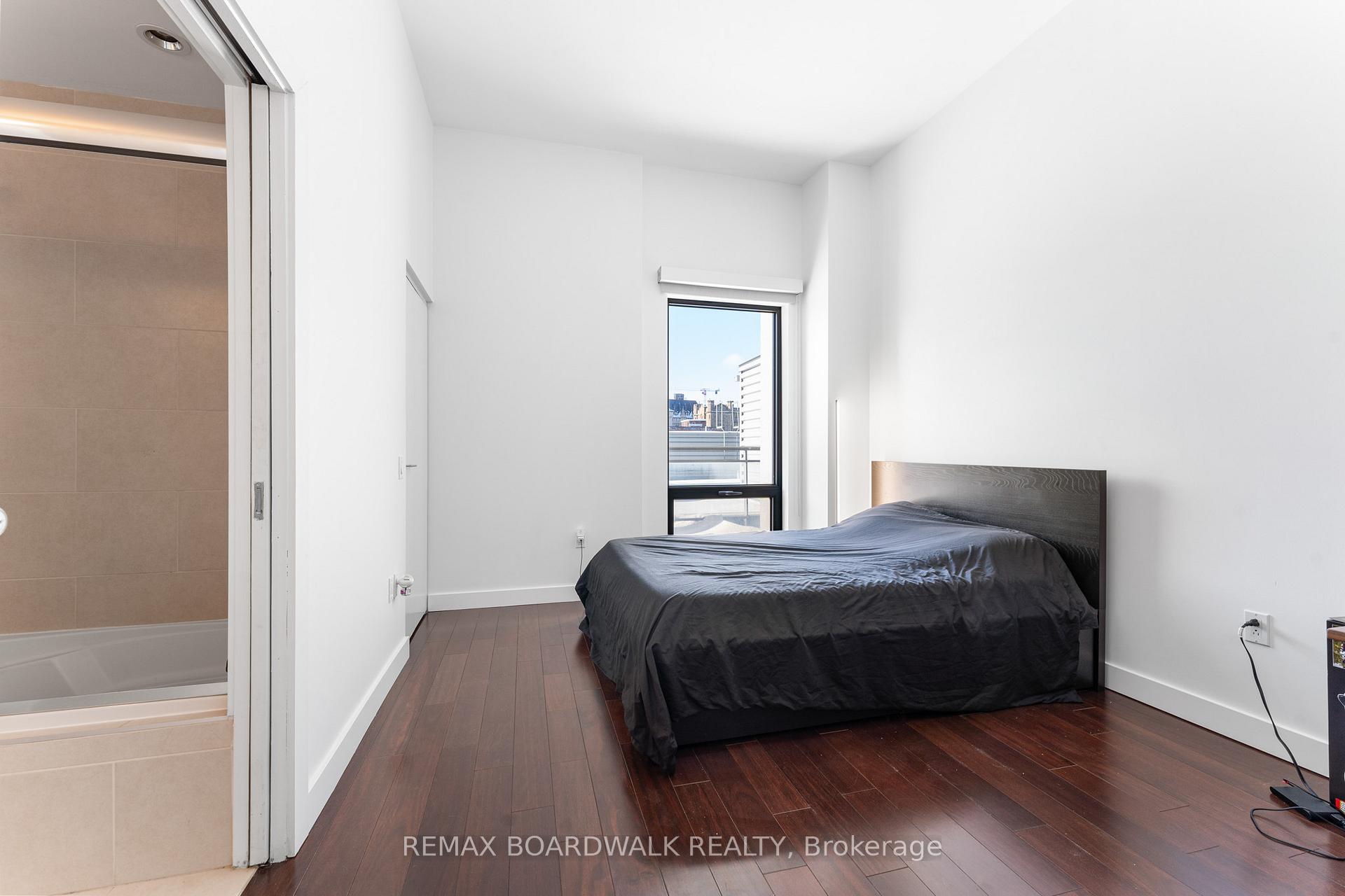 Photo 8 of Unit 401, 90 George Street, Ottawa, Lower Town/Byward Market — HOMEH
