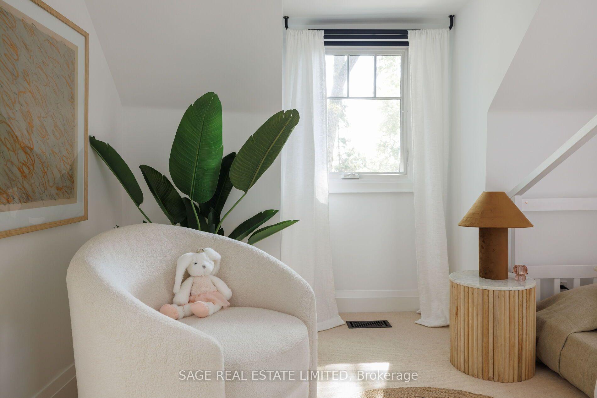 Photo 40 of 32 Edgewood Crescent, Toronto, Rosedale-Moore Park — HOMEH