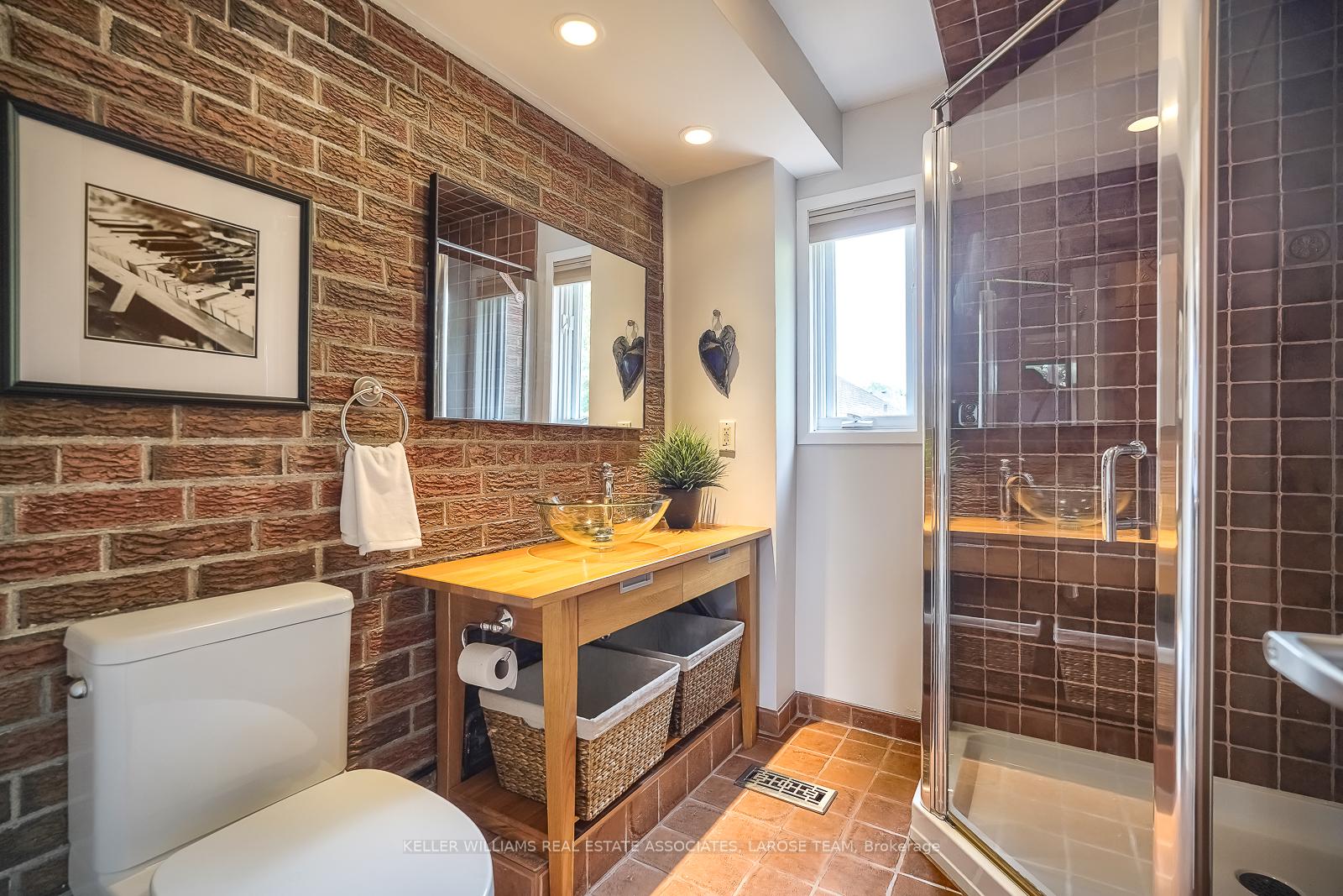 Photo 15 of Unit 4, 75 Maple Avenue S, Mississauga, Port Credit — HOMEH