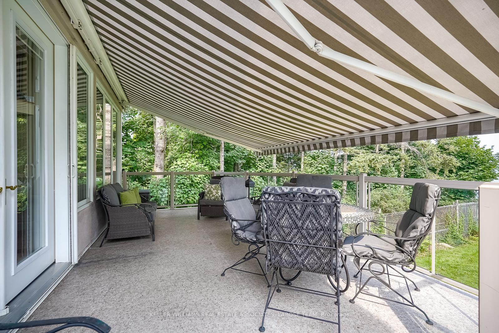 Photo 33 of Unit 4, 75 Maple Avenue S, Mississauga, Port Credit — HOMEH