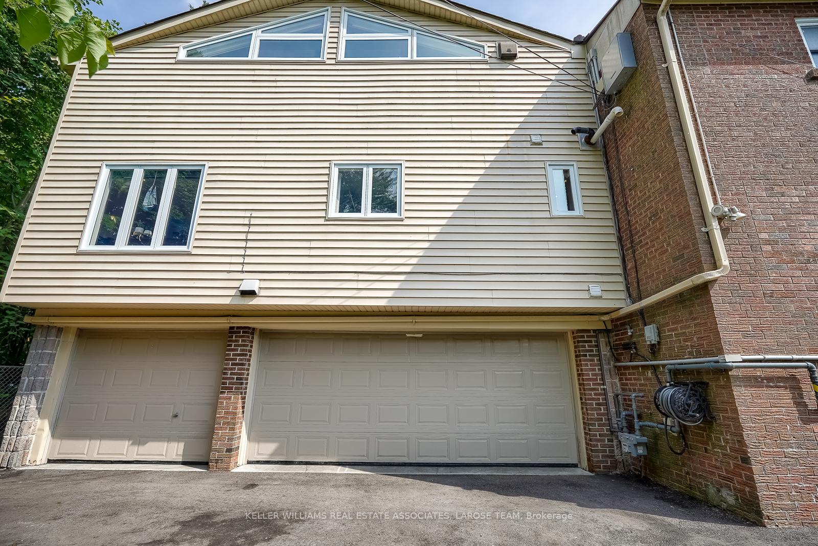 Photo 35 of Unit 4, 75 Maple Avenue S, Mississauga, Port Credit — HOMEH