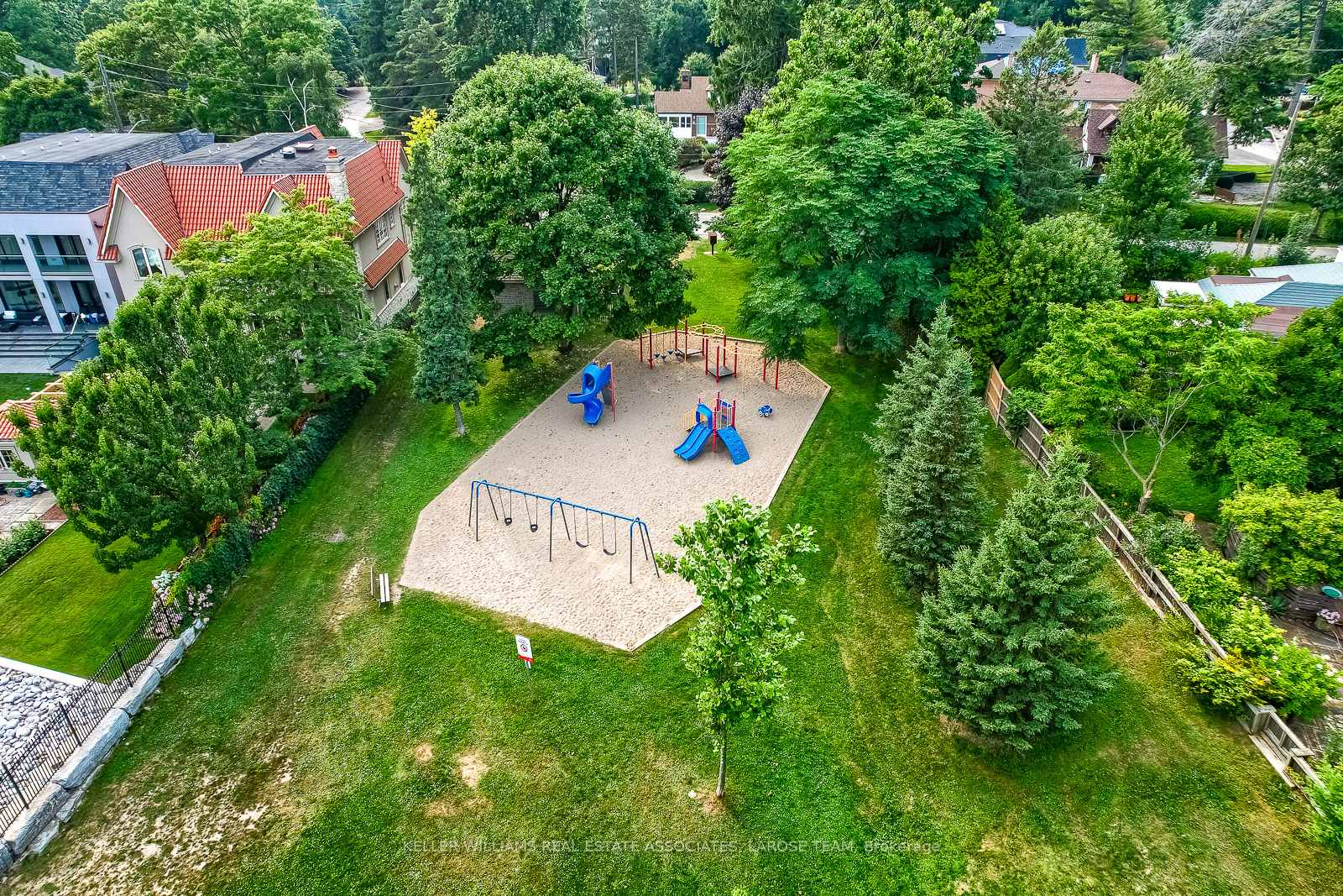 Photo 37 of Unit 4, 75 Maple Avenue S, Mississauga, Port Credit — HOMEH