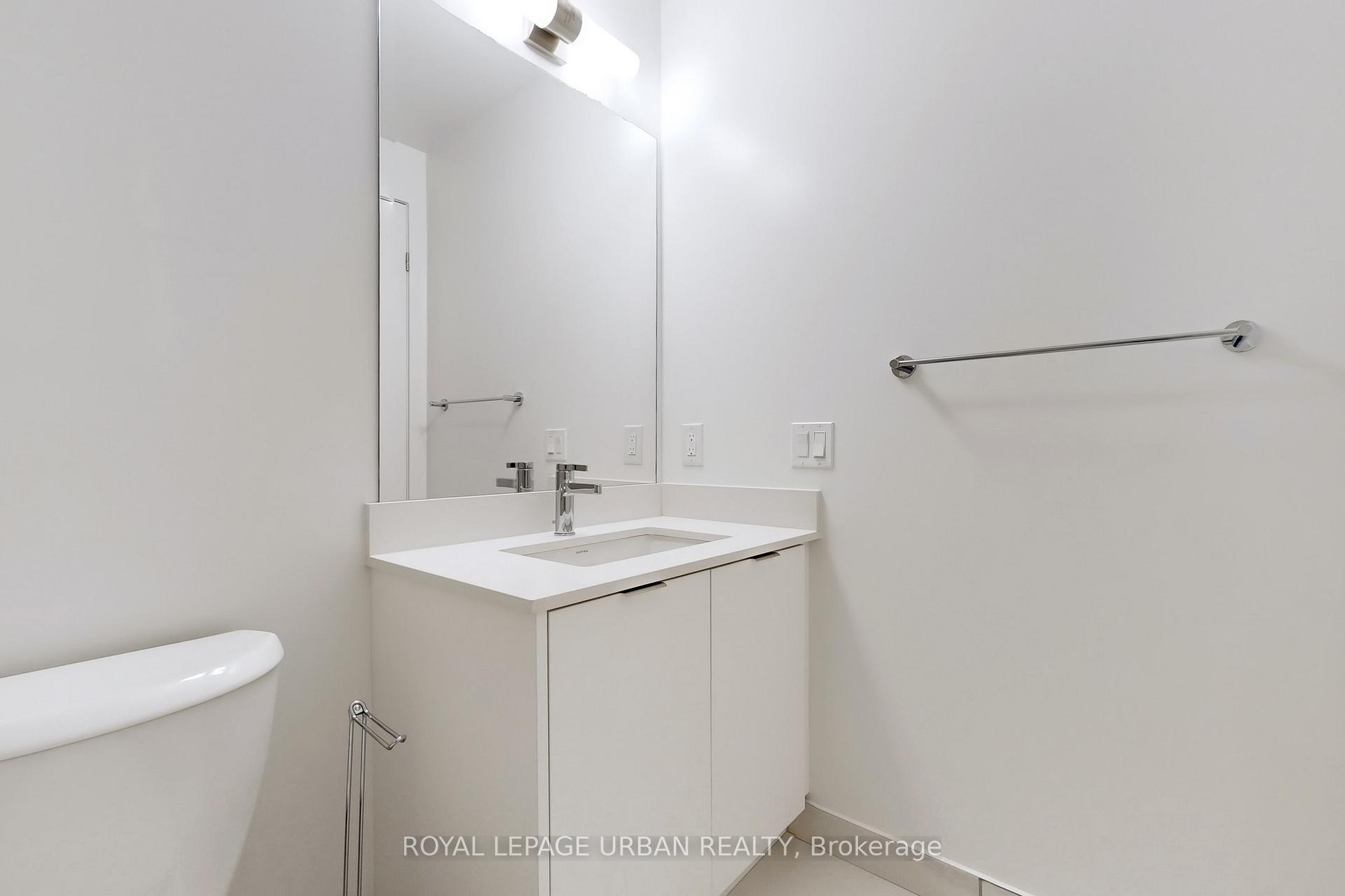 Photo 24 of Unit 1108, 204 Burnhamthorpe Road E, Mississauga, City Centre — HOMEH
