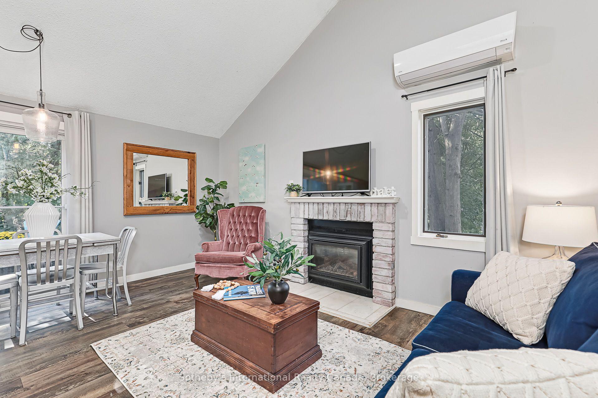 Photo 2 of 442 Oxbow Crescent, Collingwood — HOMEH