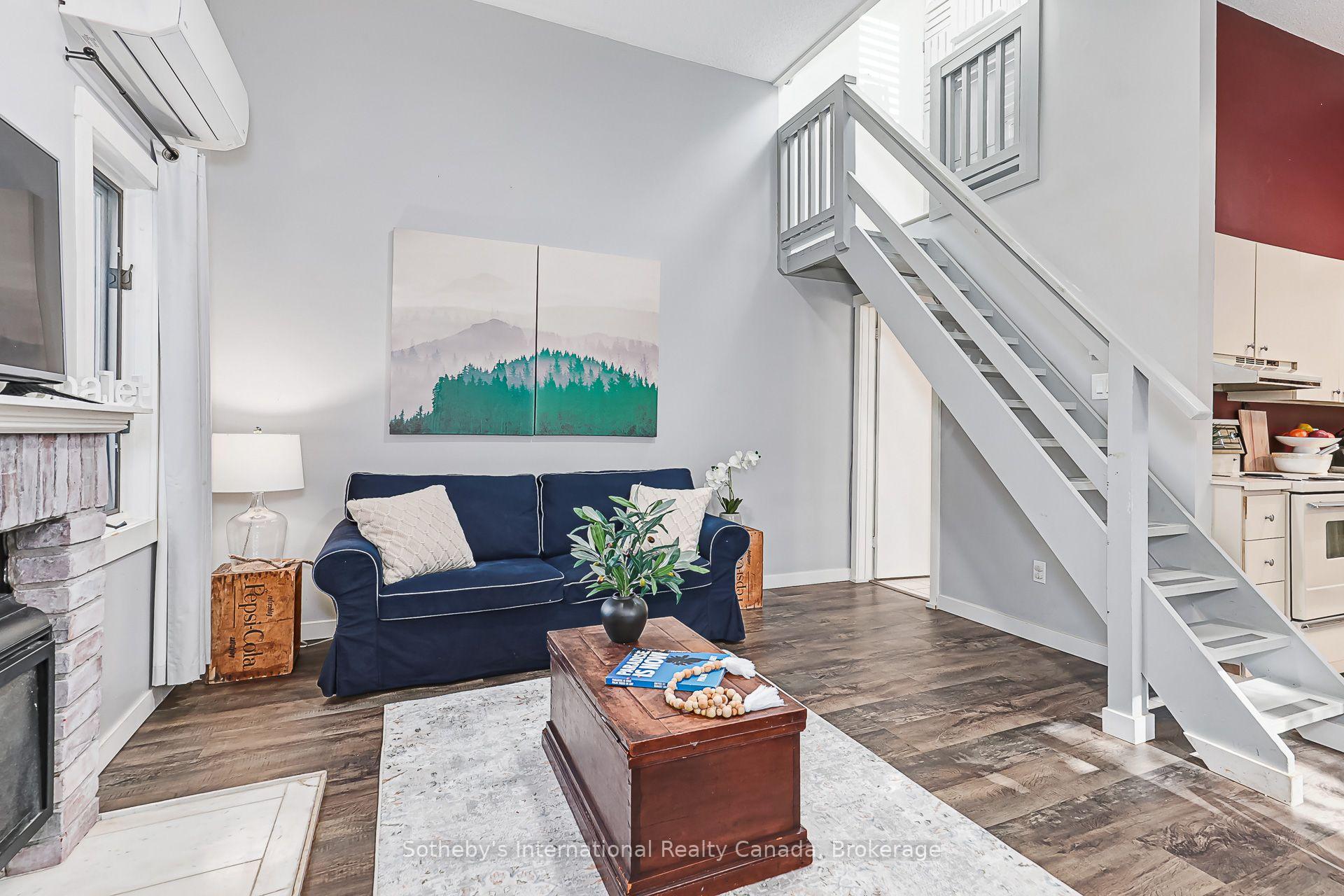 Photo 3 of 442 Oxbow Crescent, Collingwood — HOMEH