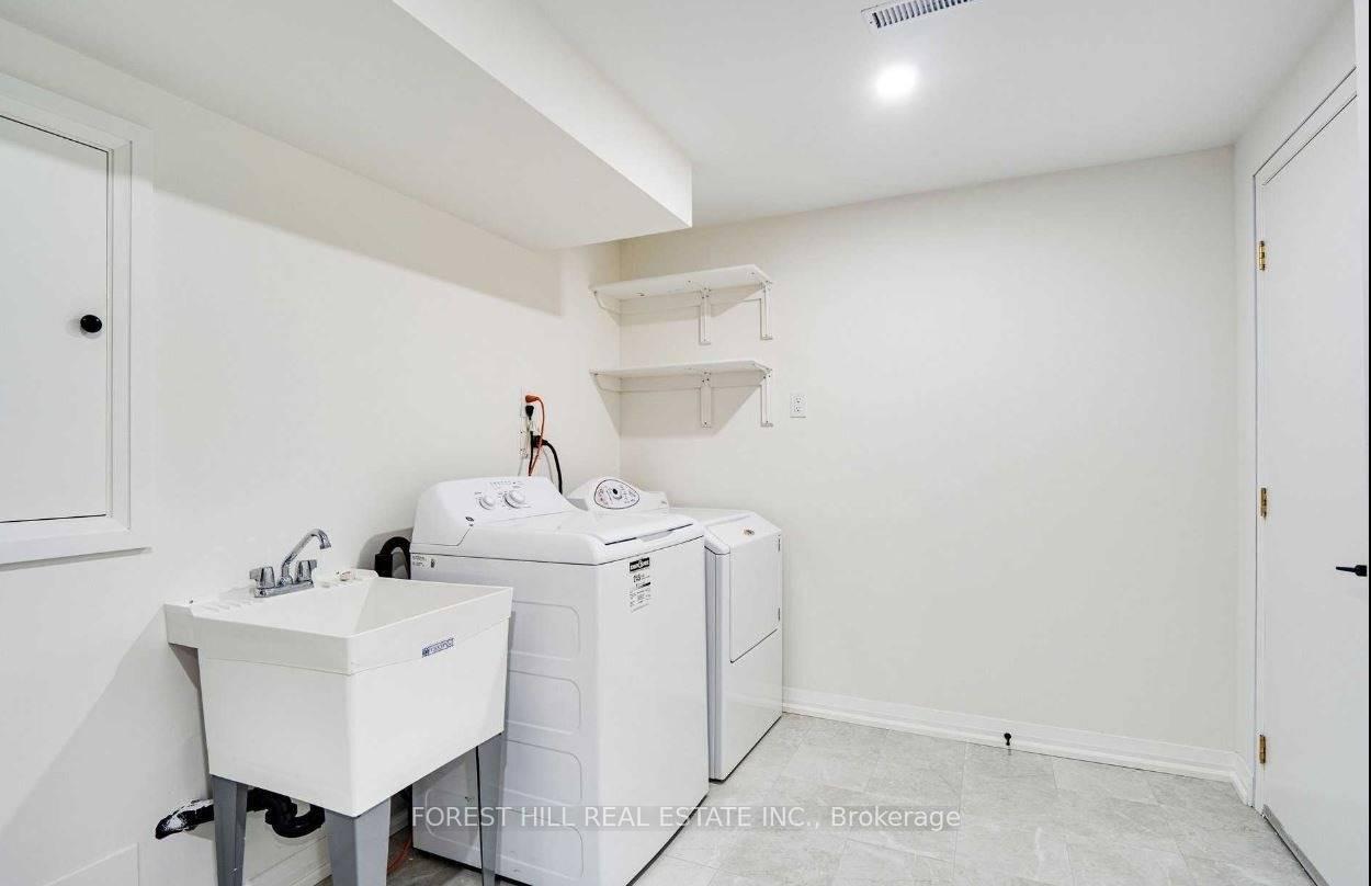 Photo 10 of Unit Lower, 121 Timberwolf Crescent, Vaughan, Vellore Village — HOMEH